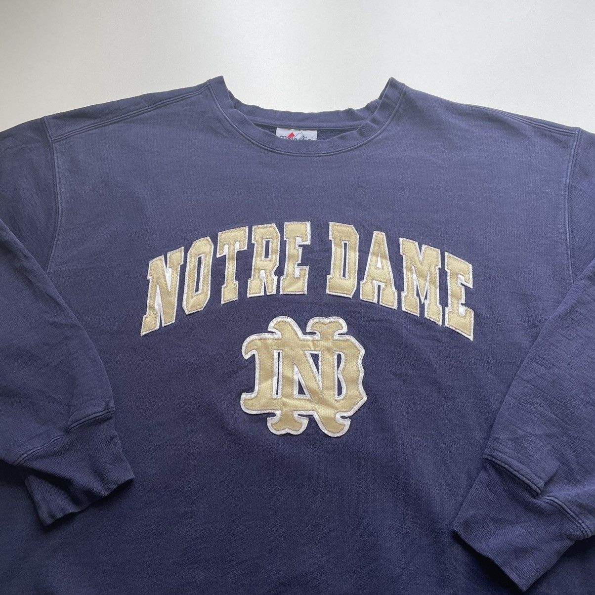 NCAA Vintage Notre Dame Embroidered Spell Out NCAA Crewneck XL Size US XL / EU 56 / 4 - 2 Thumbnail