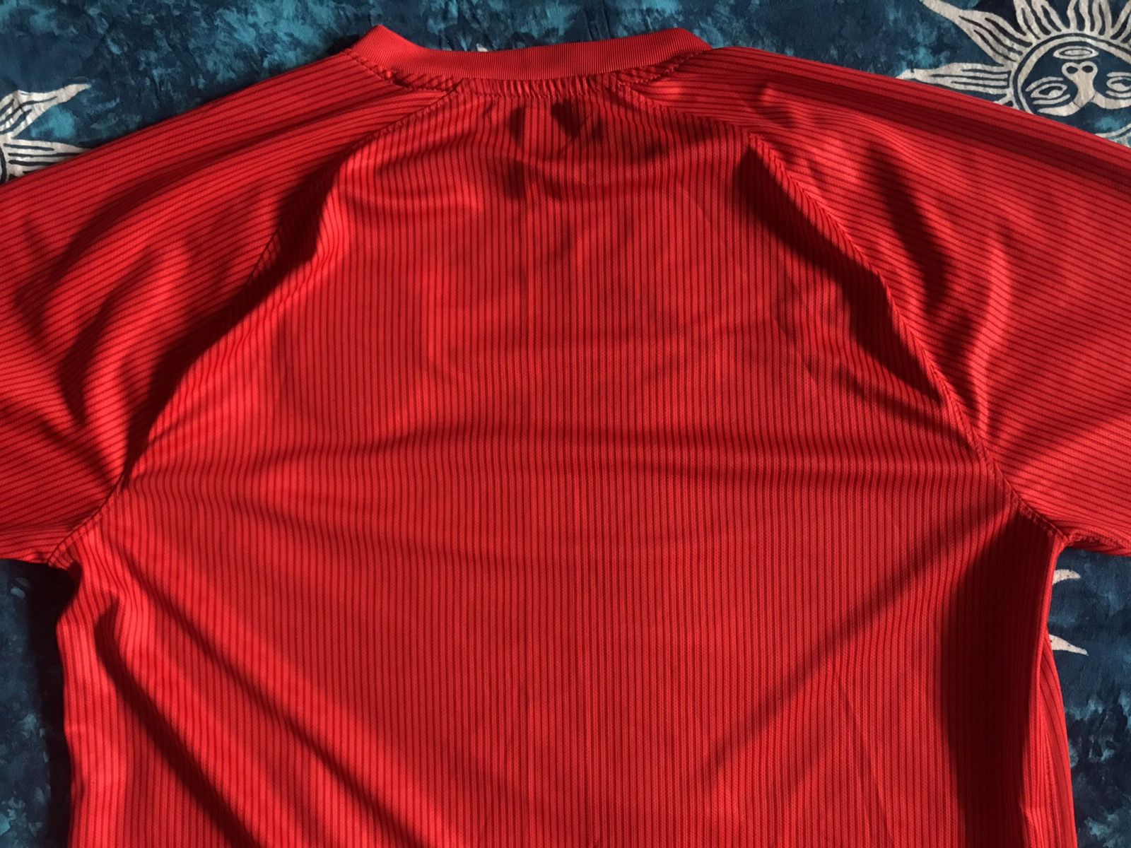 Nike England Nike 2014 football shirt Soccer Jersey size M Size US M / EU 48-50 / 2 - 12 Thumbnail