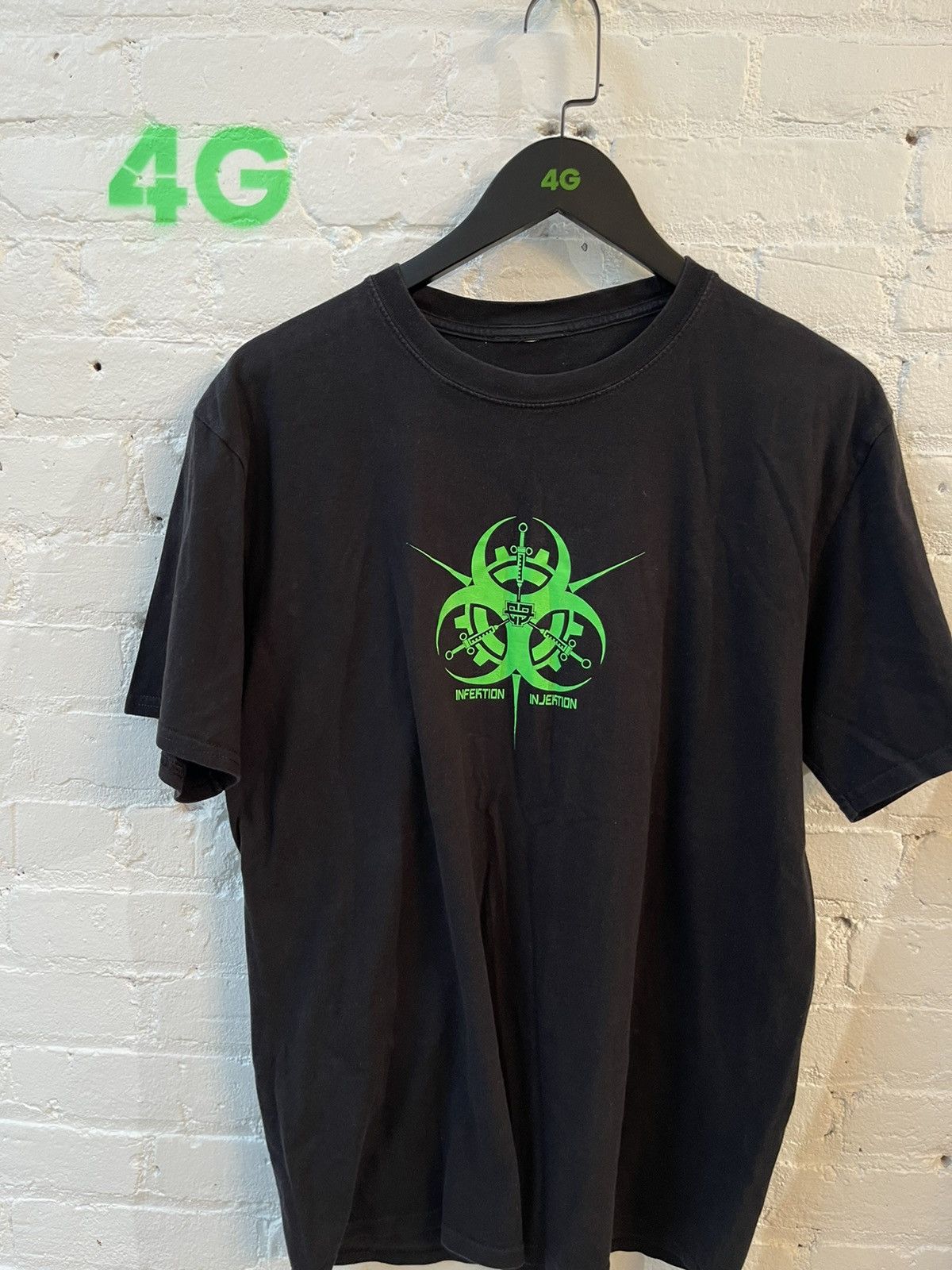 Vintage Vintage BIOHAZARD DANGER POISON Black Lime Neon Green Shirt Size US L / EU 52-54 / 3 - 1 Thumbnail