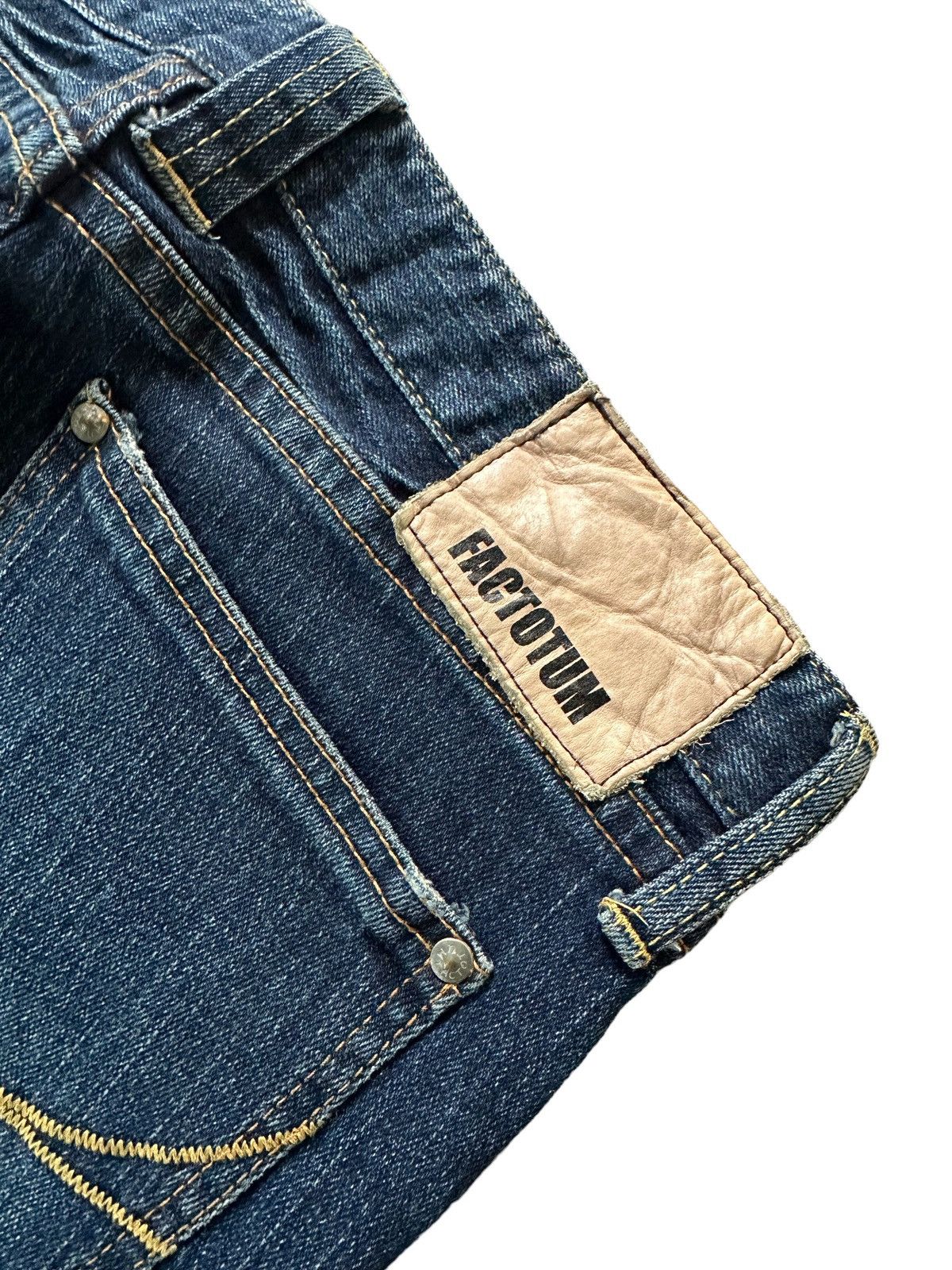 FACTOTUM AW10 - Factotum indigo denim low rise jeans Size US 30 / EU 46 - 13 Thumbnail