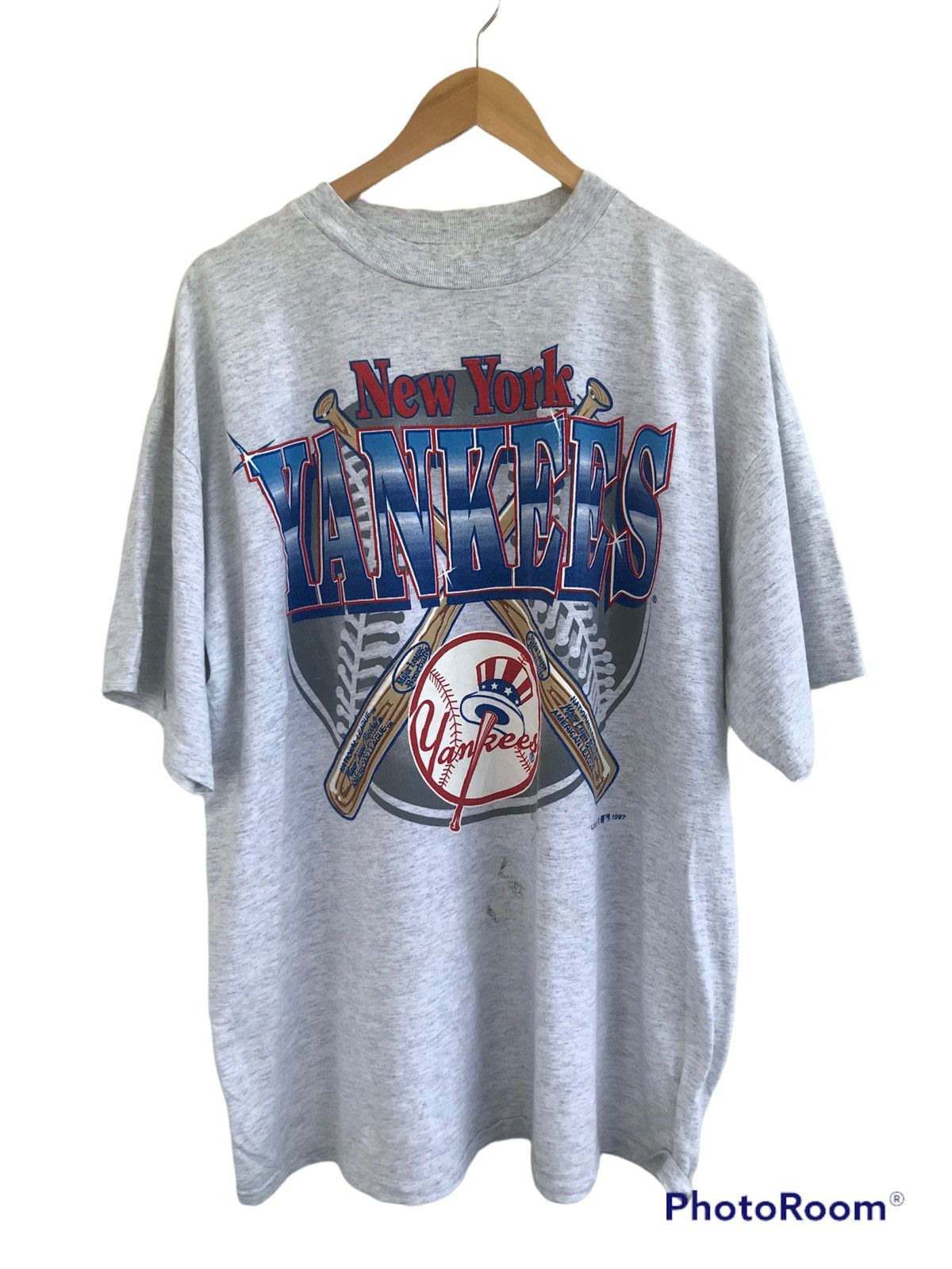 Vintage 90s MLB New York Yankees Nutmeg Big Print T Shirt Size XL -USA Made