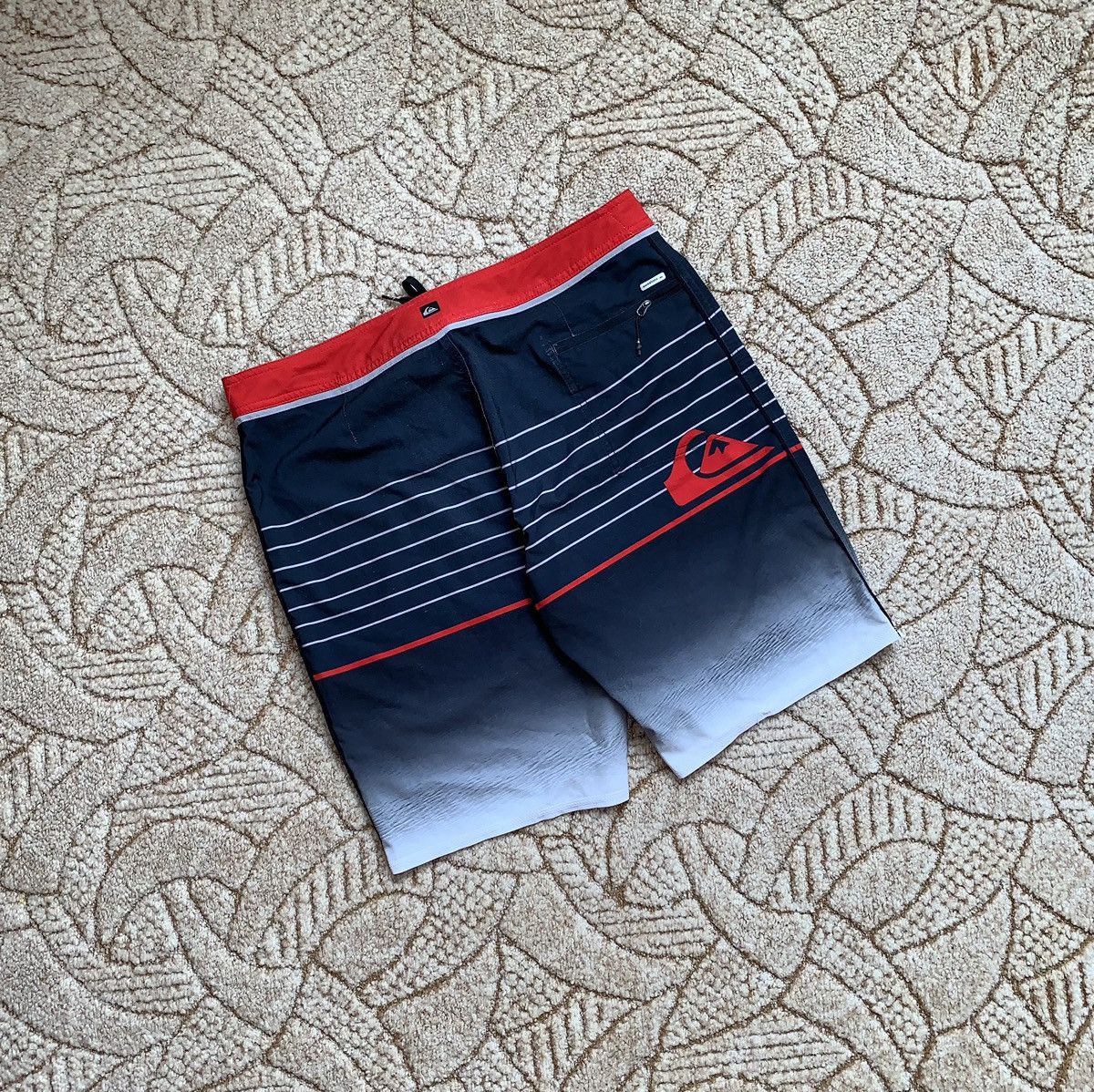 Quicksilver × Quiksilver Vintage 90’s y2k quicksilver shorts surfaced surf style Size US 34 / EU 50 - 4 Thumbnail