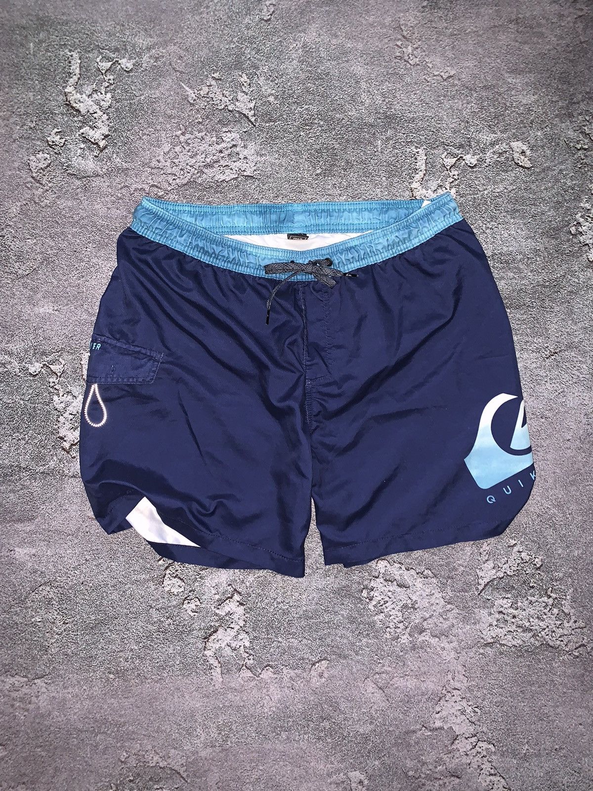 Quicksilver × Quiksilver Nylon vintage shorts big logo 90’s quiksilver surf style art Size US 34 / EU 50 - 2 Thumbnail