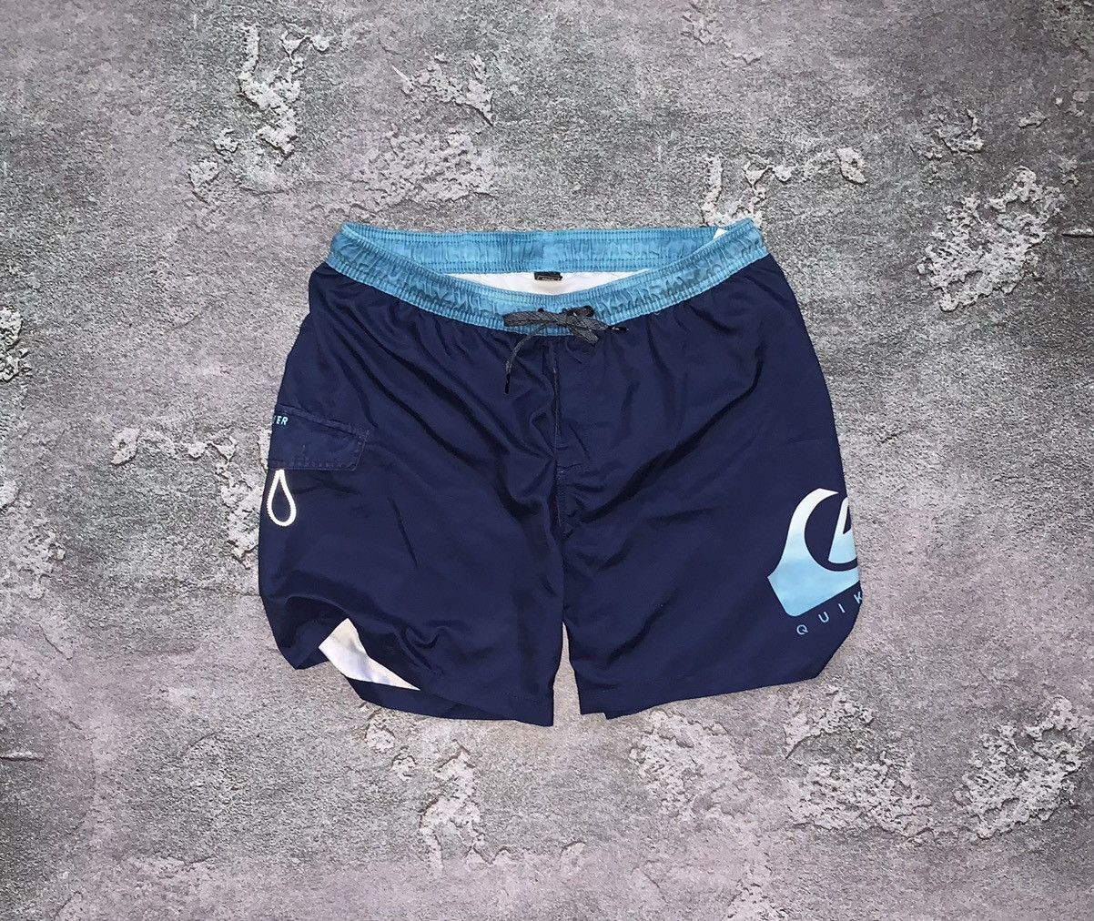 Quicksilver × Quiksilver Nylon vintage shorts big logo 90’s quiksilver surf style art Size US 34 / EU 50 - 1 Thumbnail