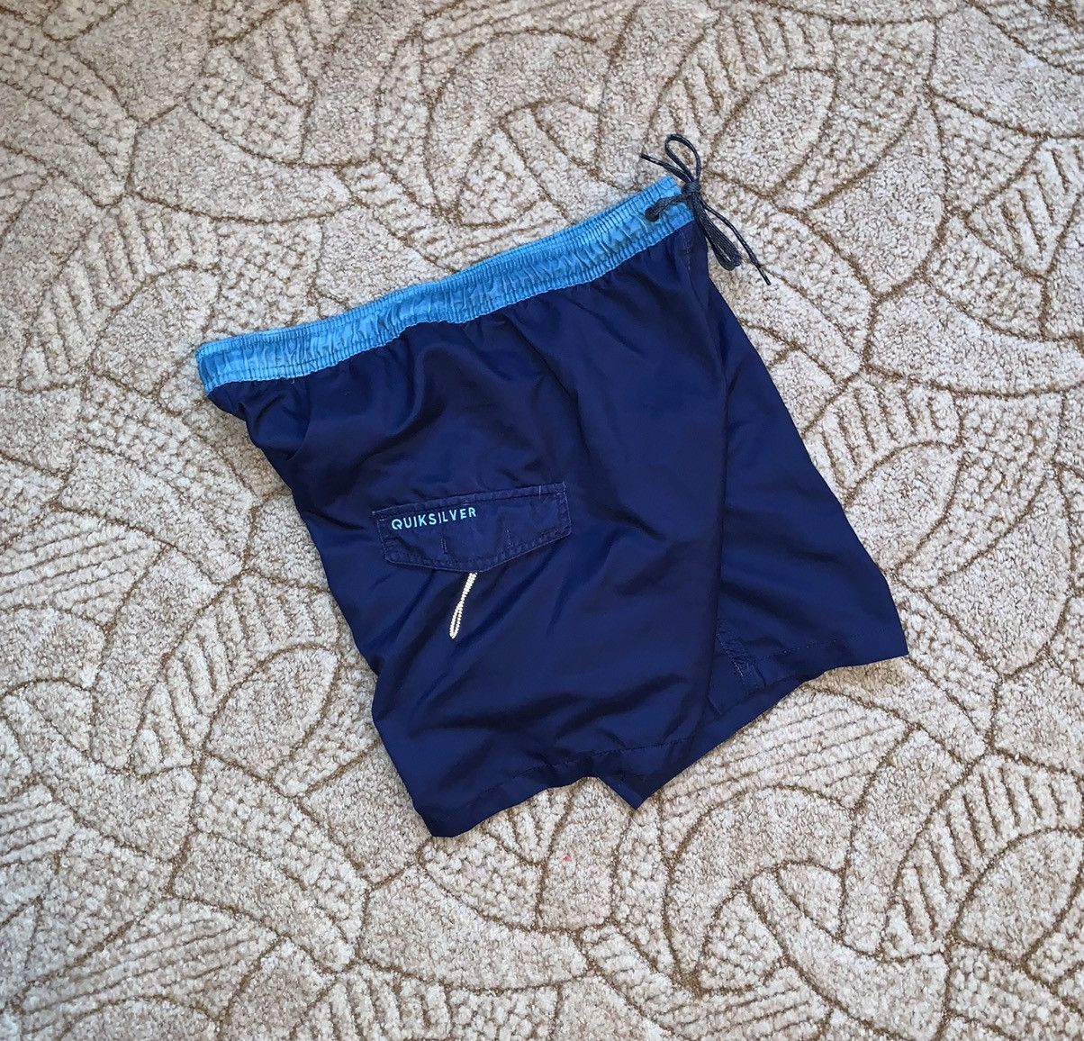 Quicksilver × Quiksilver Nylon vintage shorts big logo 90’s quiksilver surf style art Size US 34 / EU 50 - 9 Thumbnail