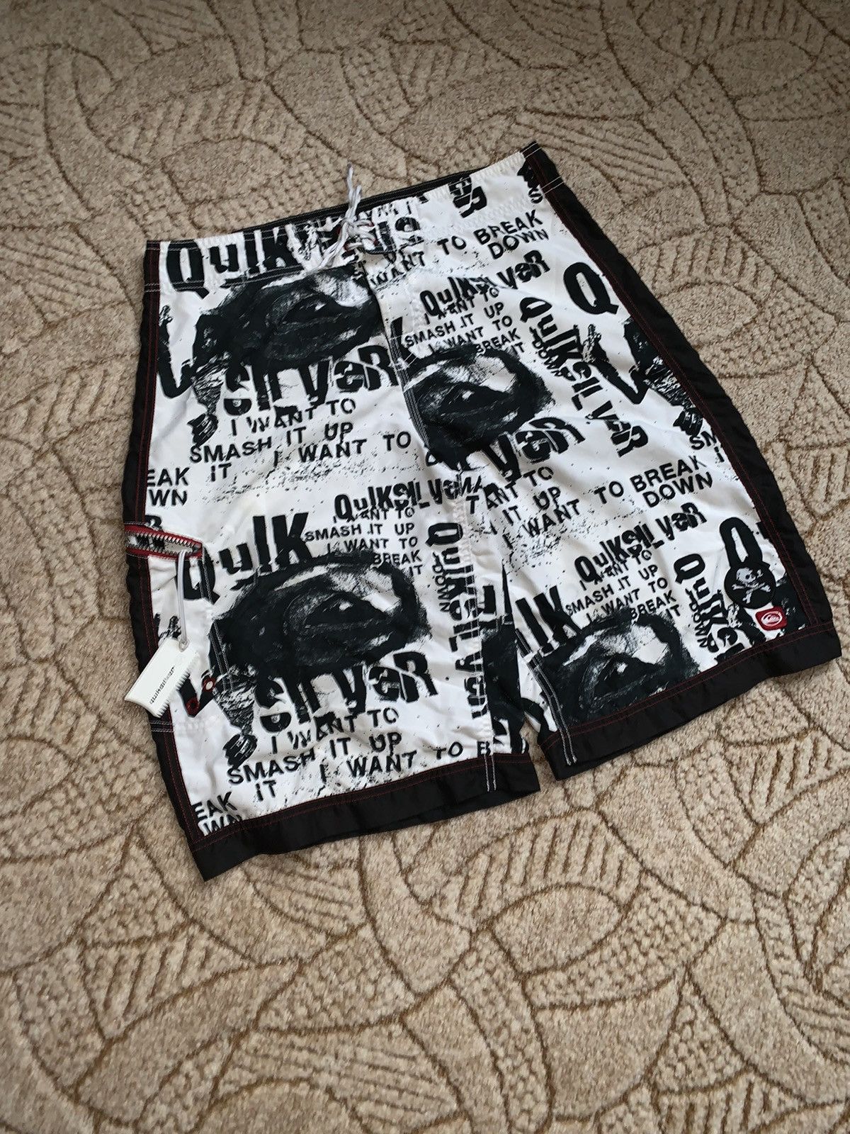 Quicksilver × Quiksilver Quiksilver surf surfing shorts vintage art nylon cargo Size US 36 / EU 52 - 14 Thumbnail