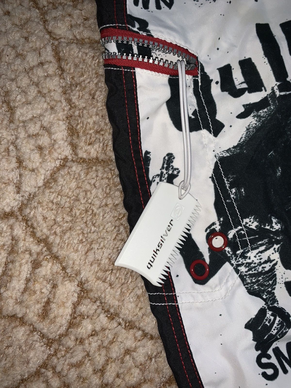 Quicksilver × Quiksilver Quiksilver surf surfing shorts vintage art nylon cargo Size US 36 / EU 52 - 15 Thumbnail
