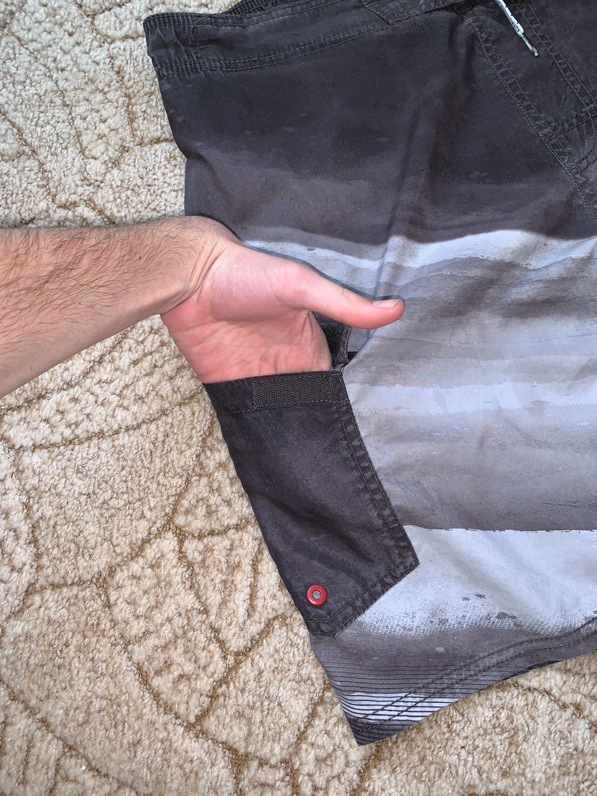 Billabong Surf style billabong shorts y2k sk8 90’s cargo beach Size US 34 / EU 50 - 11 Thumbnail