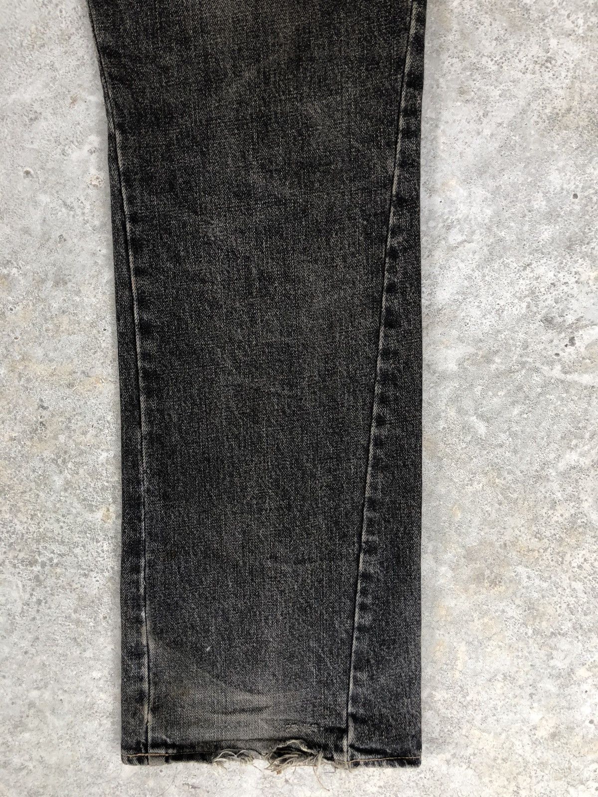 If Six Was Nine Japanese Uniqlo Flared Jeans Distressed Jeans Size US 31 - 14 Thumbnail