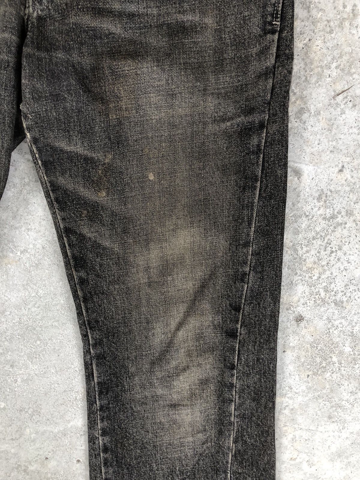 If Six Was Nine Japanese Uniqlo Flared Jeans Distressed Jeans Size US 31 - 9 Thumbnail