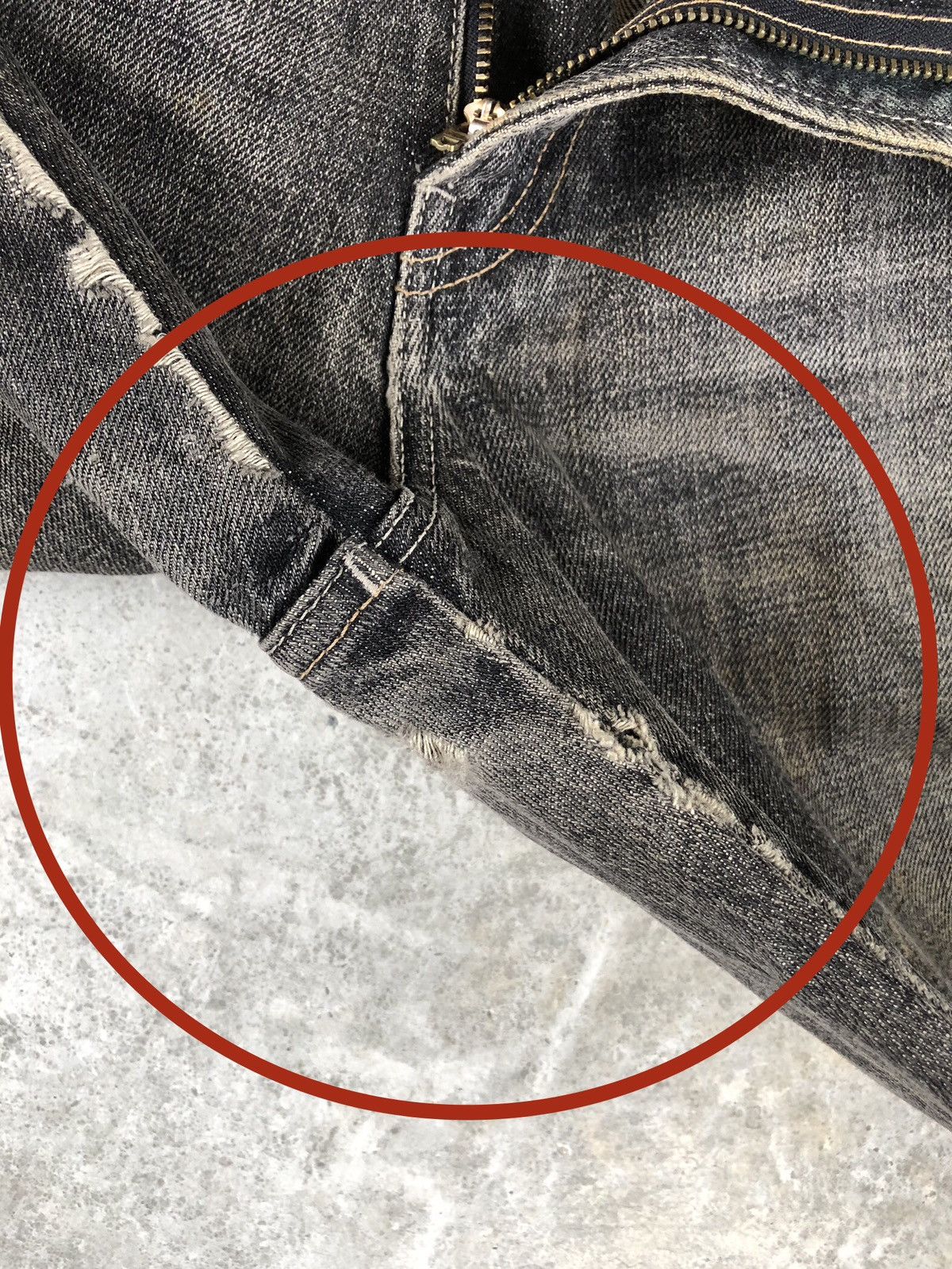 If Six Was Nine Japanese Uniqlo Flared Jeans Distressed Jeans Size US 31 - 16 Thumbnail