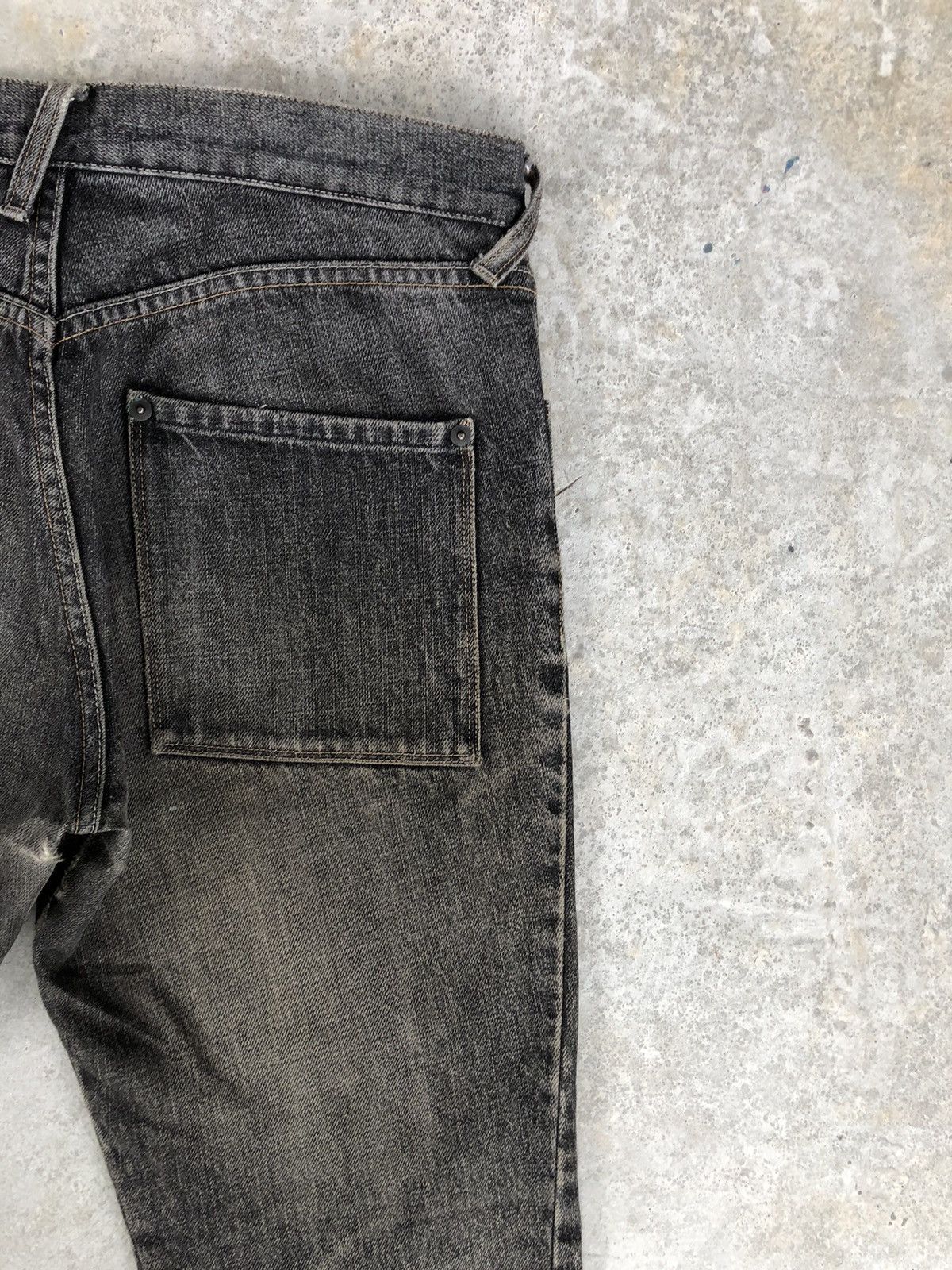 If Six Was Nine Japanese Uniqlo Flared Jeans Distressed Jeans Size US 31 - 12 Thumbnail