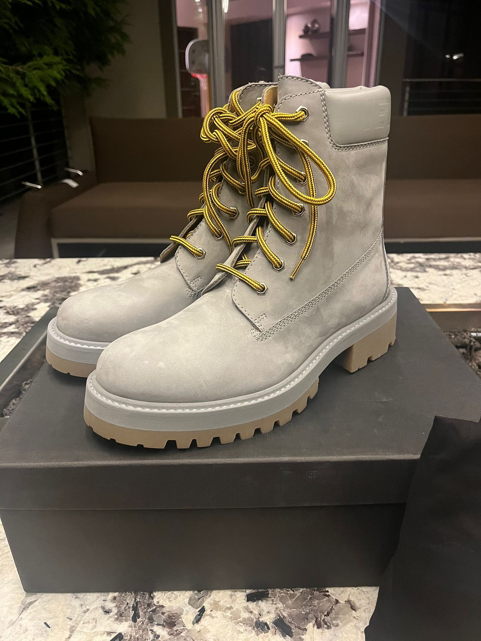 Vetements Timberland Lace Up Boots in Grey Size US 8 / EU 41 - 10 Thumbnail
