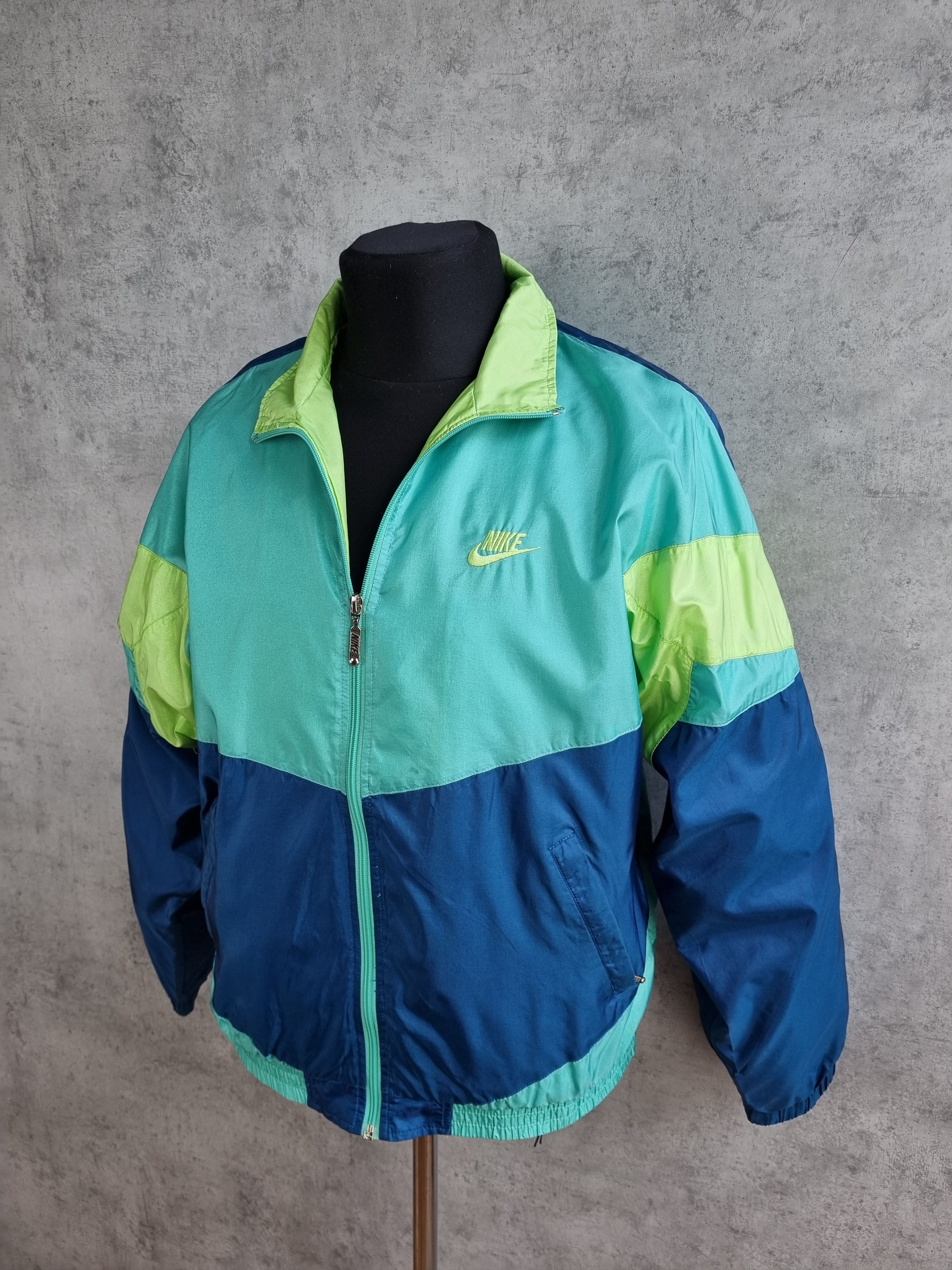 Nike × Vintage 90s NIKE Soft Nylon Vintage light track jacket Size US M / EU 48-50 / 2 - 4 Thumbnail