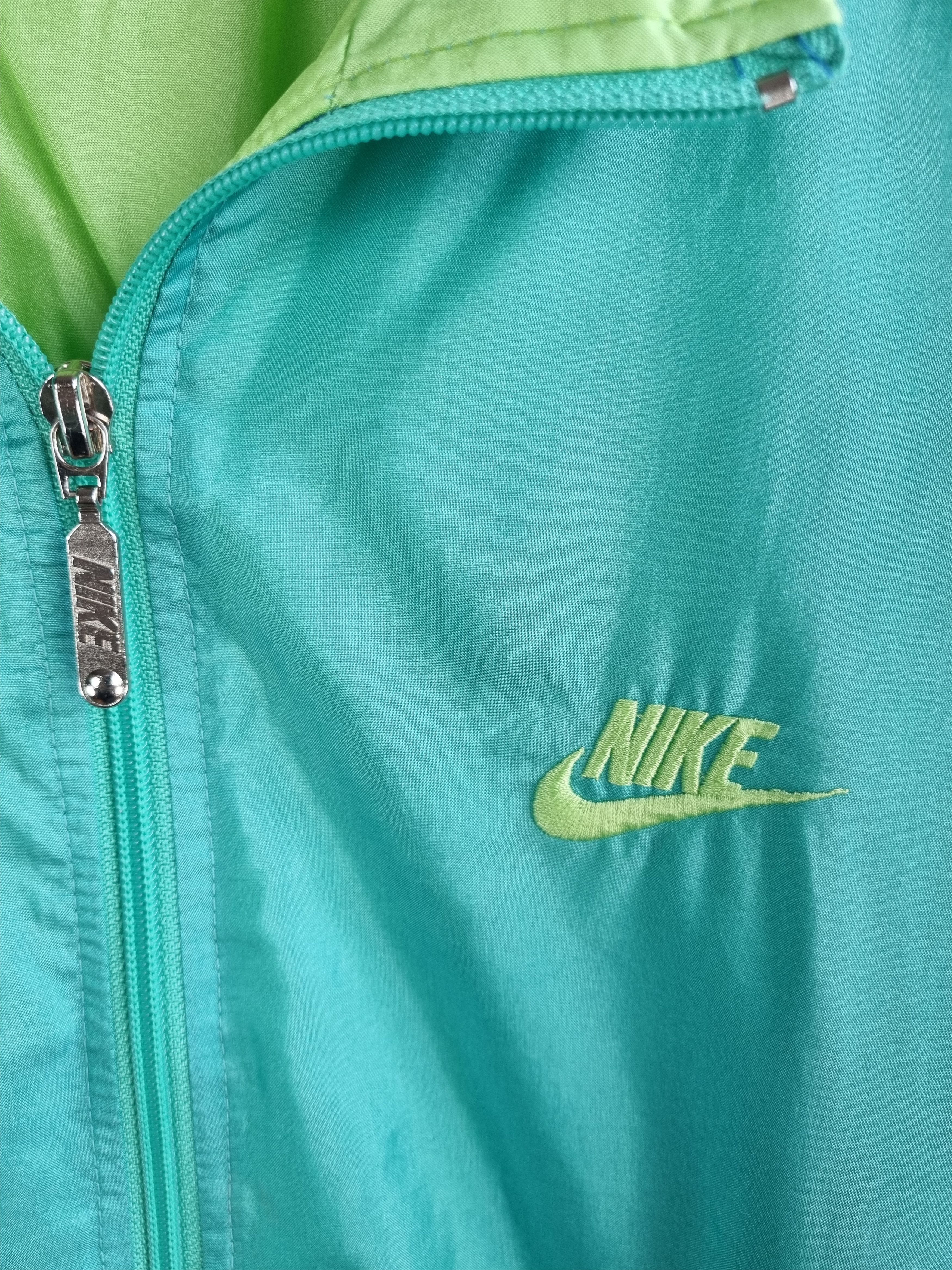 Nike × Vintage 90s NIKE Soft Nylon Vintage light track jacket Size US M / EU 48-50 / 2 - 9 Thumbnail