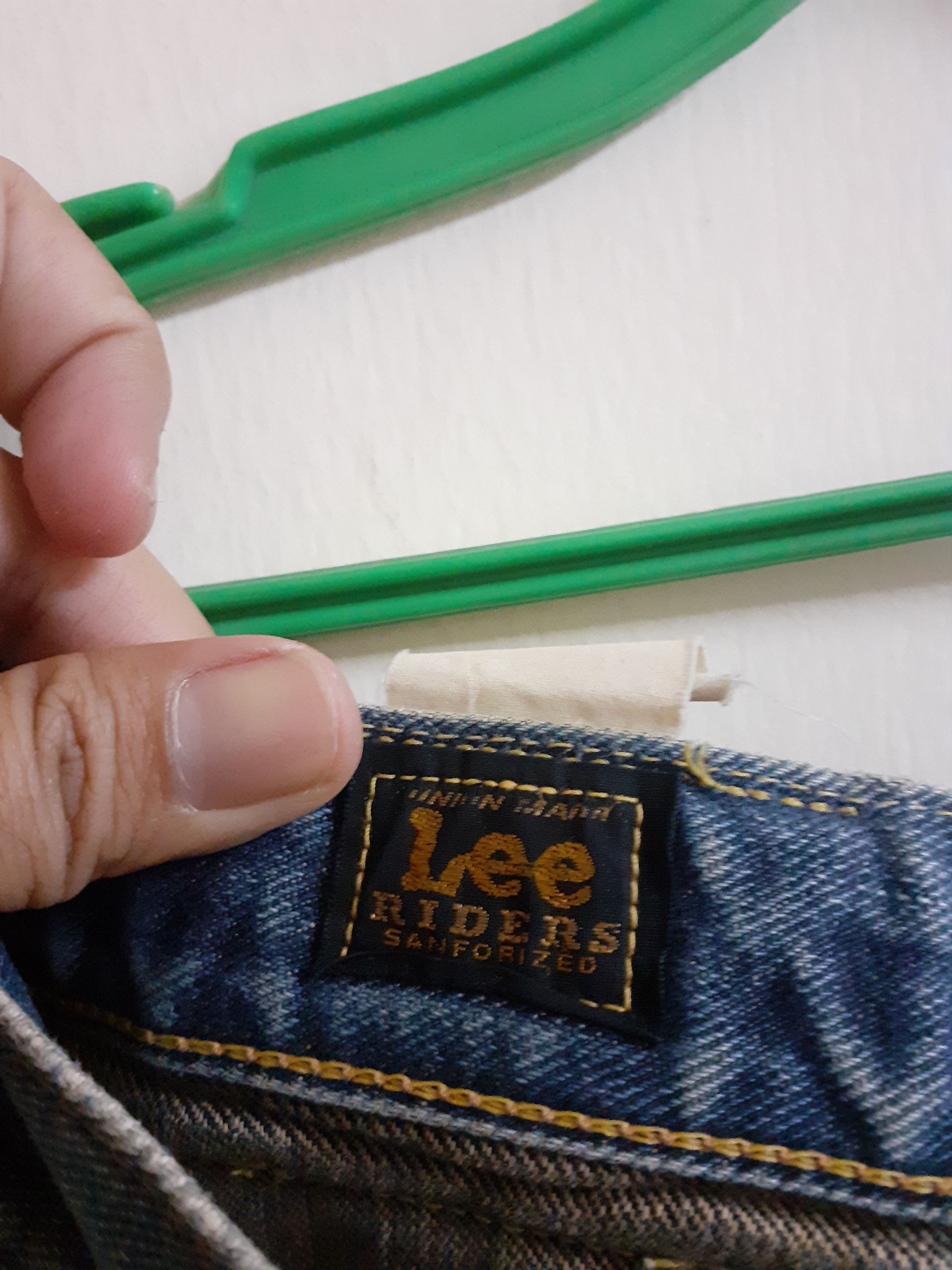 Lee Very Rare Distressed Vintage Lee Half Selvedge Jeans Size US 31 - 9 Thumbnail