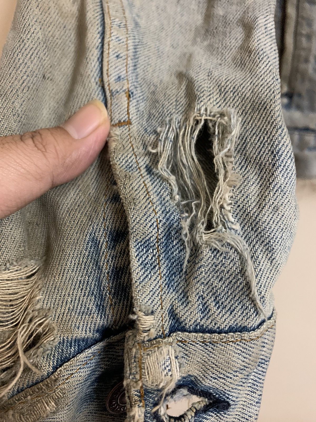 Levi's Vintage 80’s Levis Trucker Flare Denim Jacket Size US M / EU 48-50 / 2 - 12 Thumbnail