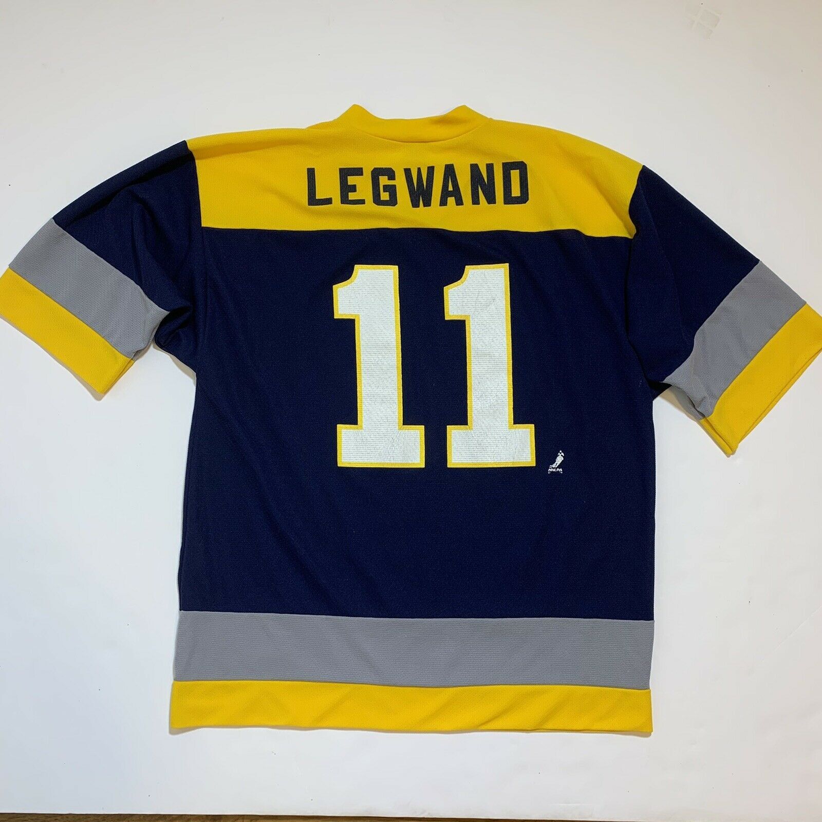 NHL × Vintage Vintage Nashville Predators Ice Hockey David Legwand Jersey Size US M / EU 48-50 / 2 - 7 Thumbnail