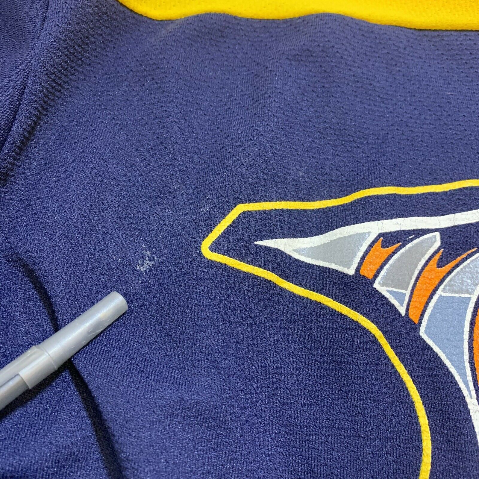 NHL × Vintage Vintage Nashville Predators Ice Hockey David Legwand Jersey Size US M / EU 48-50 / 2 - 5 Thumbnail