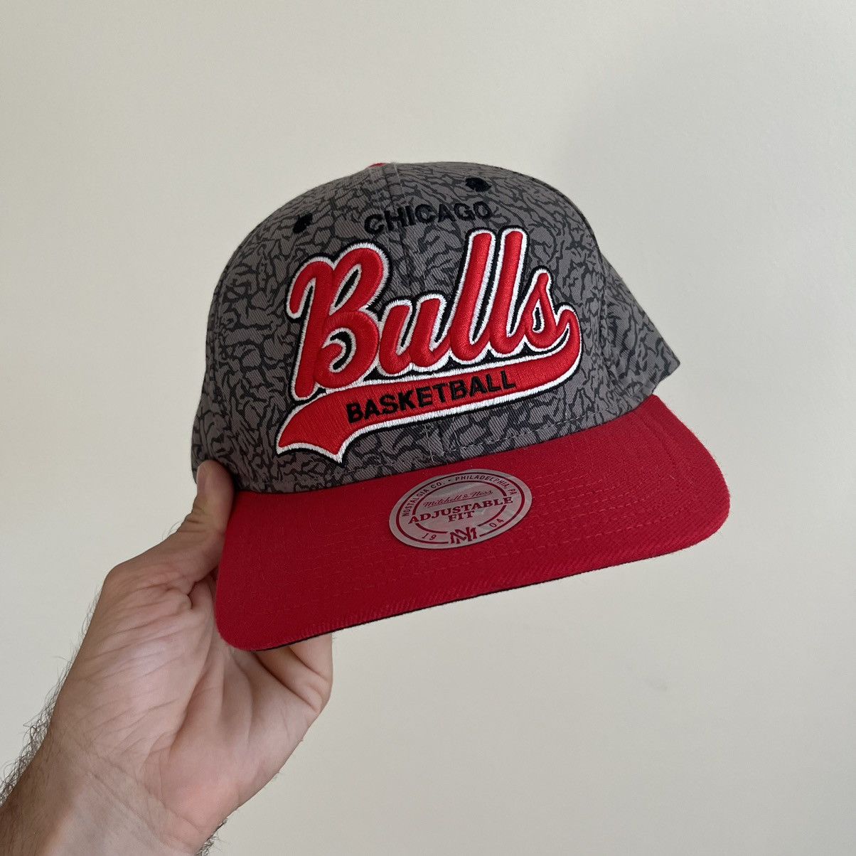Mitchell & Ness × NBA MITCHELL & NESS 2014 CHICAGO BULLS BASKETBALL CAP Size ONE SIZE - 1 Thumbnail