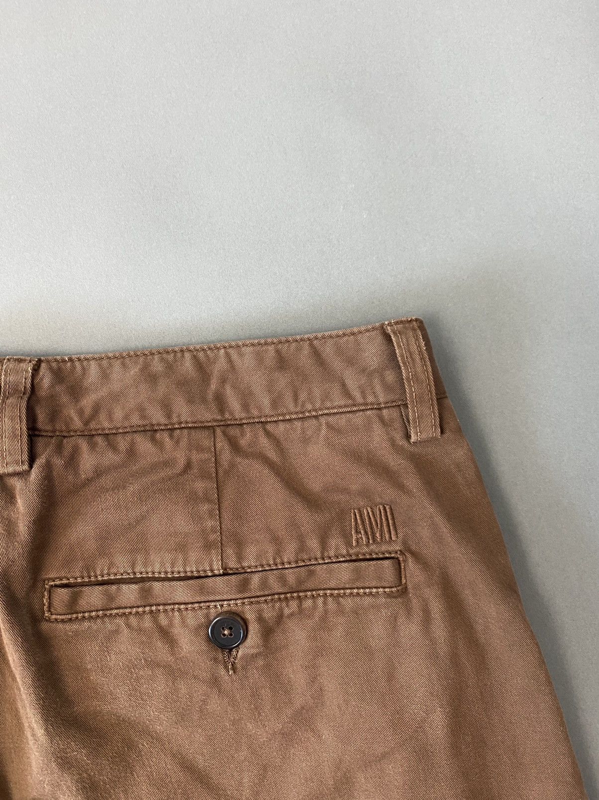 AMI Ami brown chino pants small logo Paris Alexandre Mattiussi Size US 30 / EU 46 - 7 Thumbnail