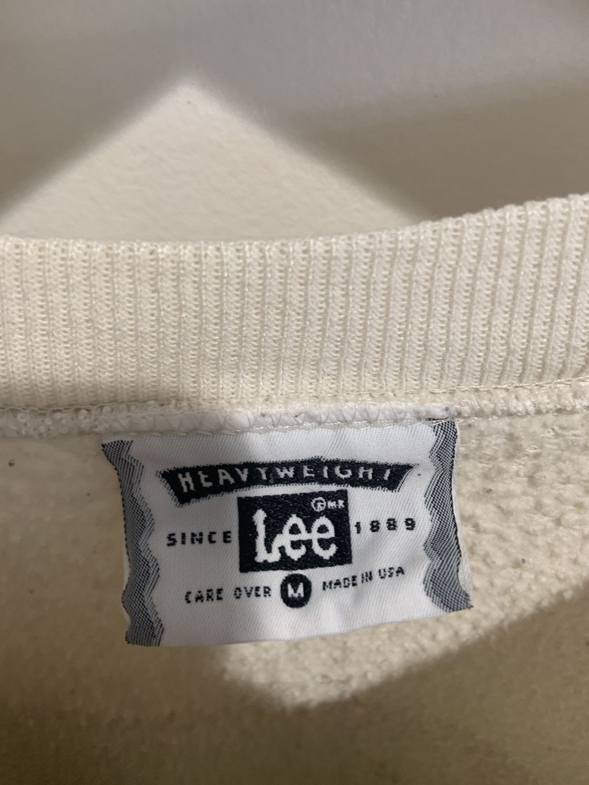 Disney Vintage The Lion King Crewneck Size US M / EU 48-50 / 2 - 3 Thumbnail