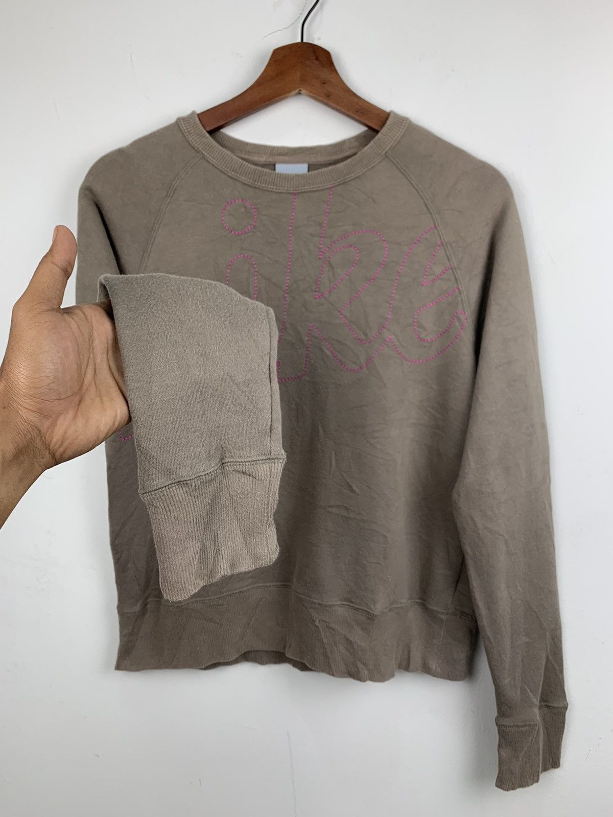 Japanese Brand × Nike NIKE Swoosh Center Embroidery Big Logo Graphic Sweatshirt Size S / US 4 / IT 40 - 5 Thumbnail