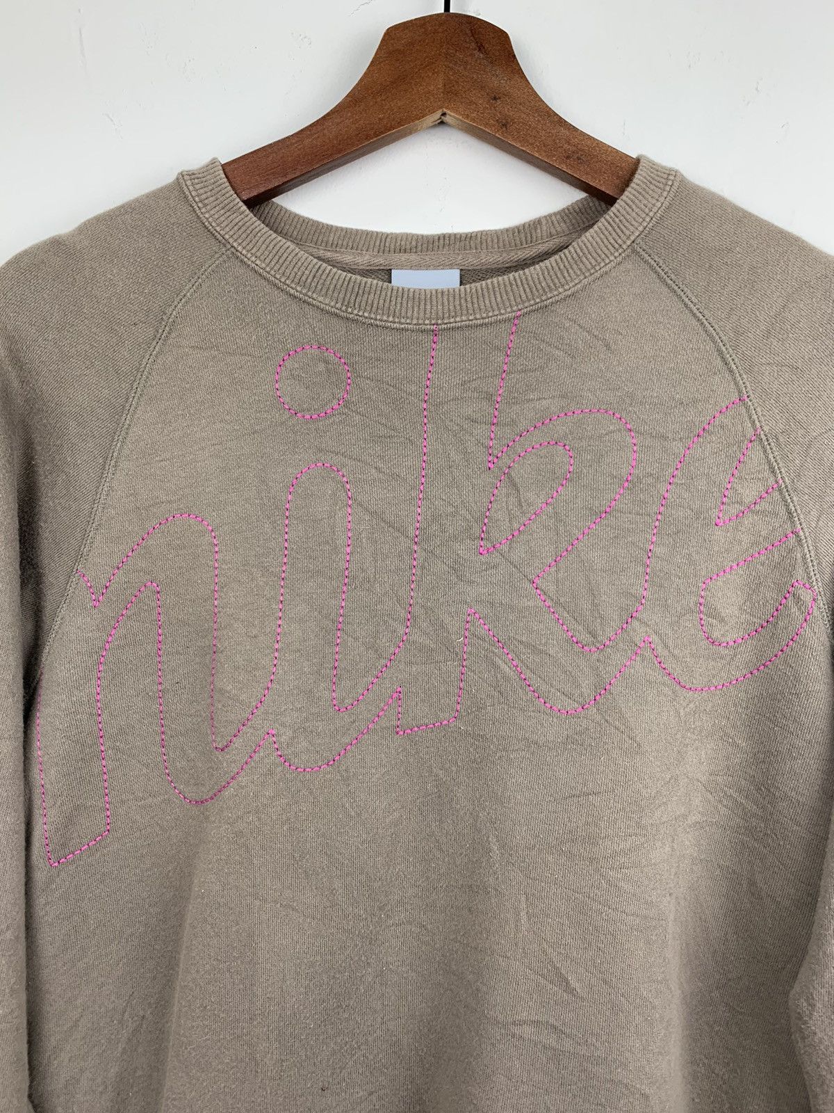 Japanese Brand × Nike NIKE Swoosh Center Embroidery Big Logo Graphic Sweatshirt Size S / US 4 / IT 40 - 3 Thumbnail