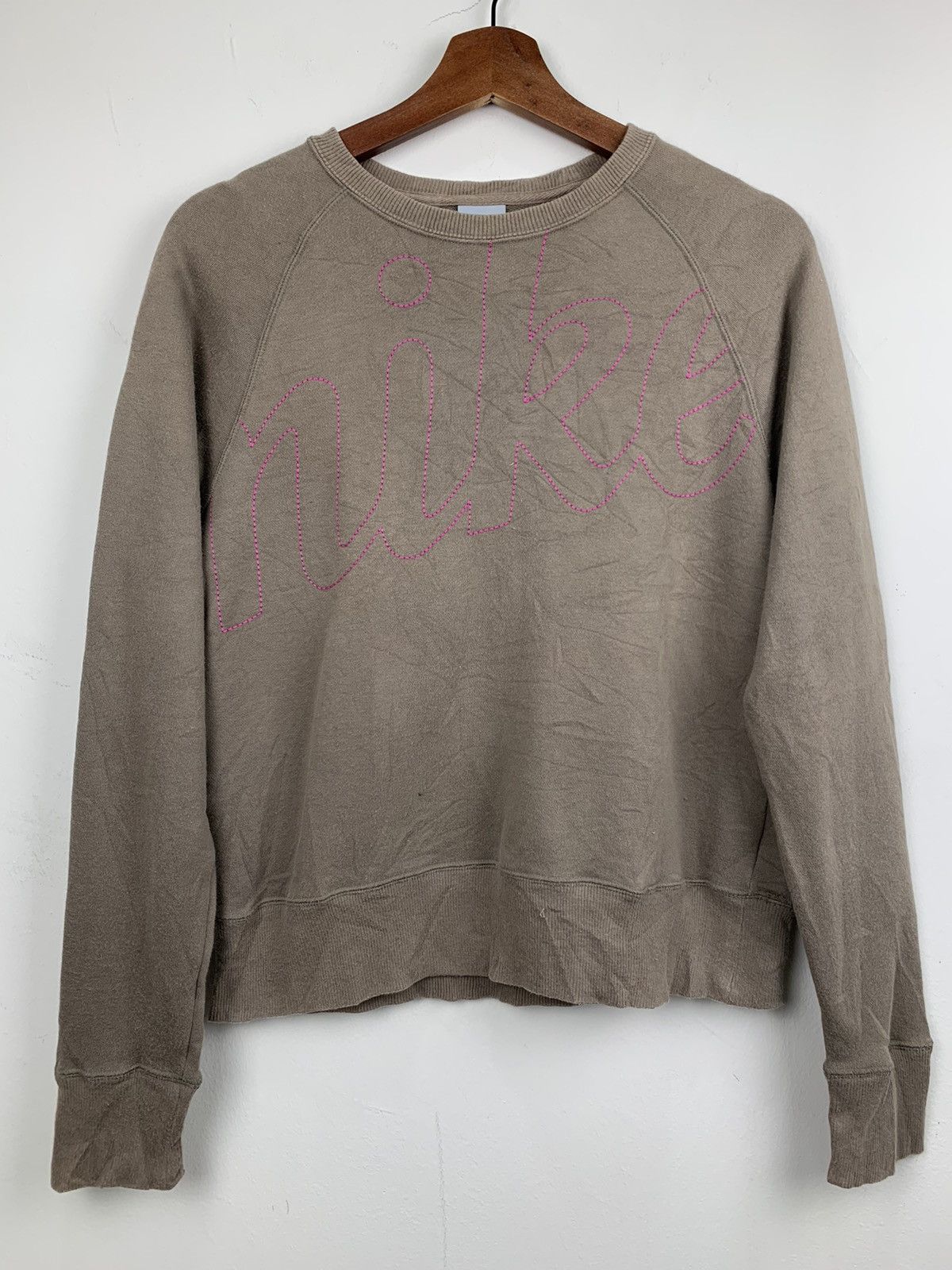 Japanese Brand × Nike NIKE Swoosh Center Embroidery Big Logo Graphic Sweatshirt Size S / US 4 / IT 40 - 4 Thumbnail