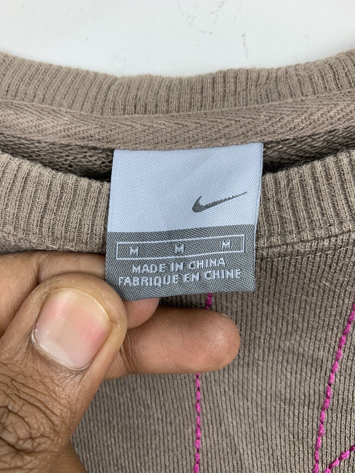 Japanese Brand × Nike NIKE Swoosh Center Embroidery Big Logo Graphic Sweatshirt Size S / US 4 / IT 40 - 7 Thumbnail