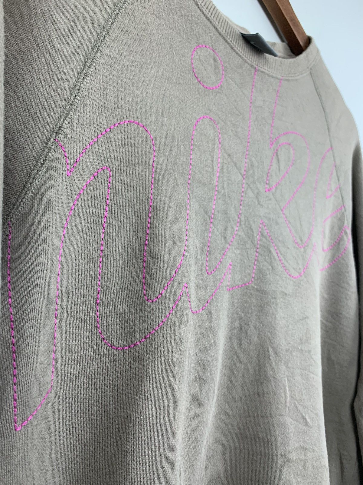 Japanese Brand × Nike NIKE Swoosh Center Embroidery Big Logo Graphic Sweatshirt Size S / US 4 / IT 40 - 6 Thumbnail