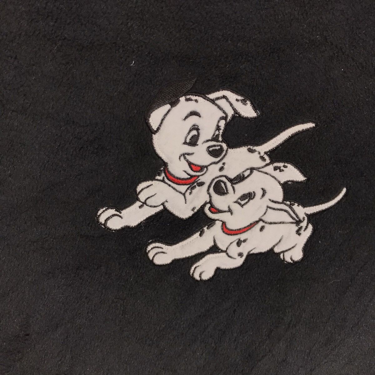Disney × Vintage Vintage 101 Dalmatians Dog-Embroid Disney Fleece Sweatshirt Size US S / EU 44-46 / 1 - 3 Thumbnail