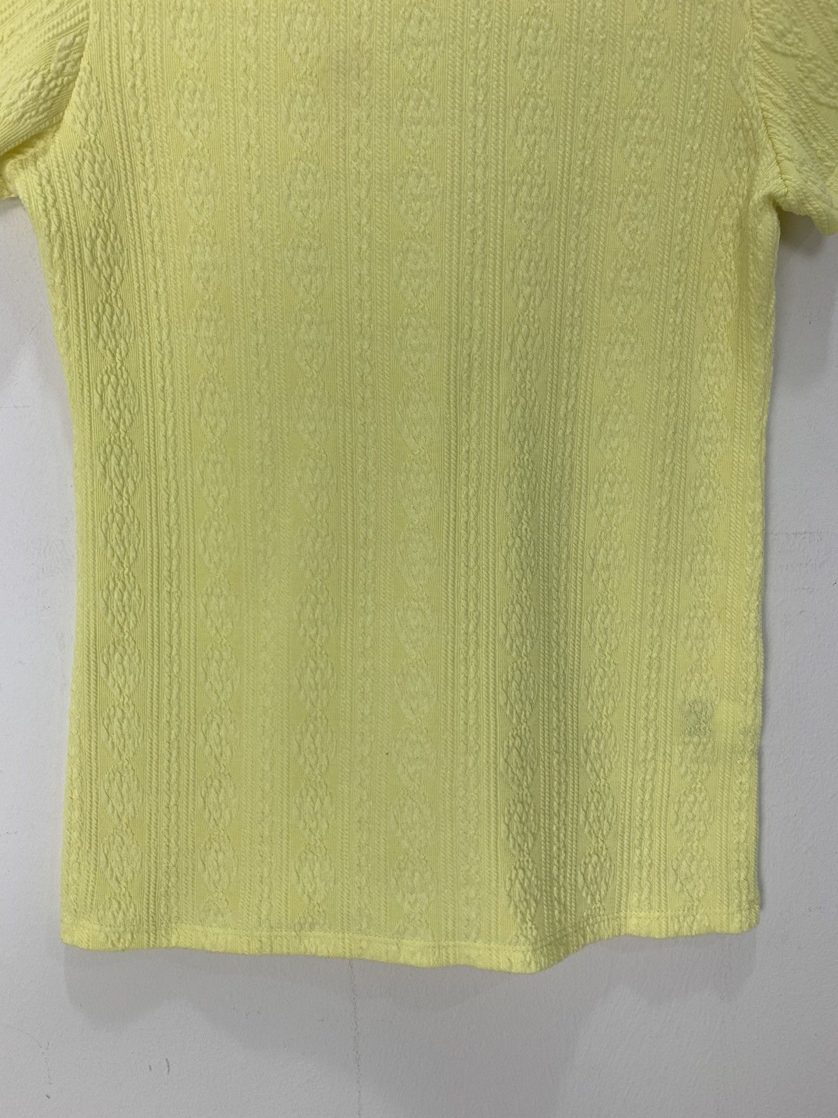 Japanese Brand Aran Cable Knitwear Patterne Fullprinted Monogram Tee Shirt Size S / US 4 / IT 40 - 4 Thumbnail