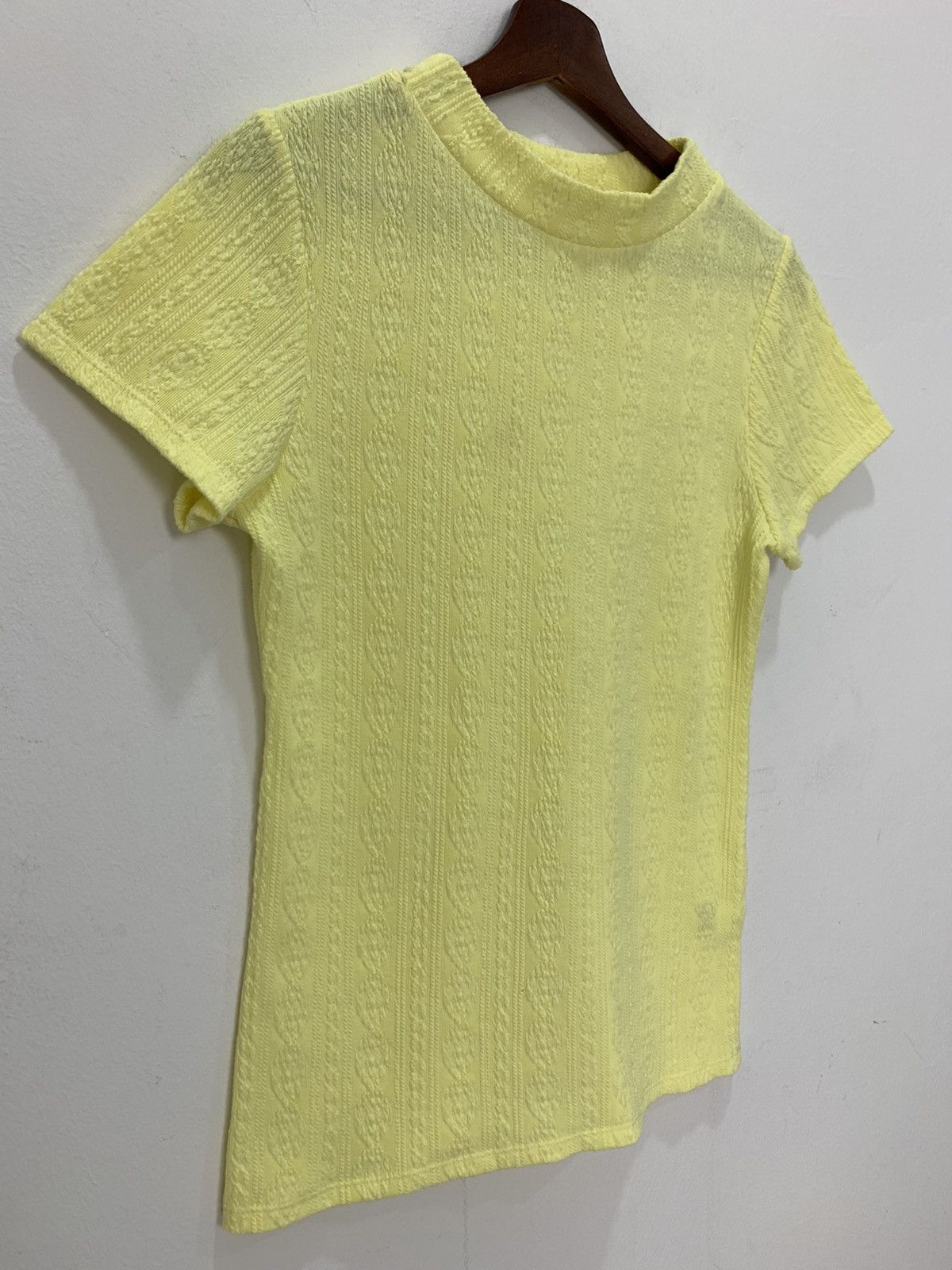Japanese Brand Aran Cable Knitwear Patterne Fullprinted Monogram Tee Shirt Size S / US 4 / IT 40 - 5 Thumbnail