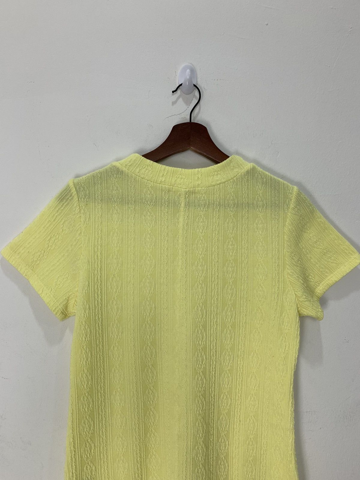 Japanese Brand Aran Cable Knitwear Patterne Fullprinted Monogram Tee Shirt Size S / US 4 / IT 40 - 9 Thumbnail