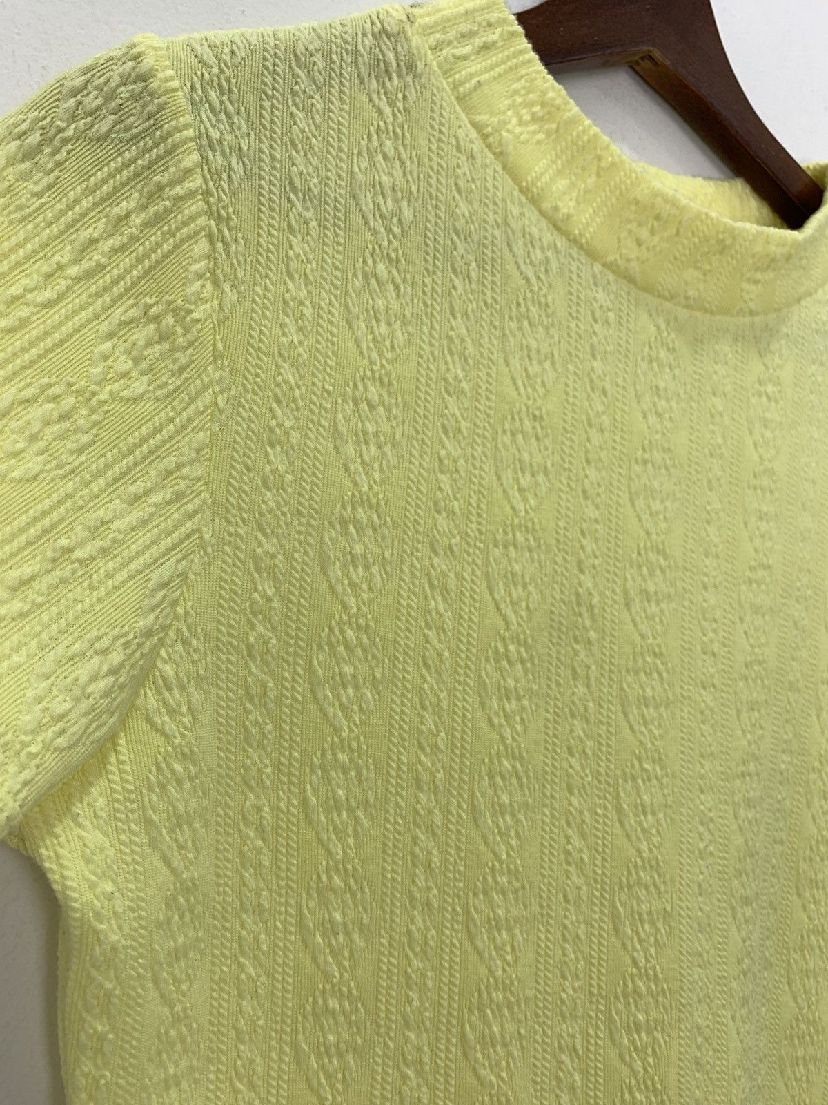Japanese Brand Aran Cable Knitwear Patterne Fullprinted Monogram Tee Shirt Size S / US 4 / IT 40 - 8 Thumbnail
