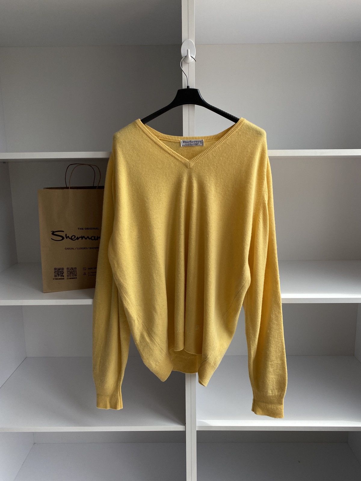 Burberry × Vintage Burberrys Vintage Cotton Sweater Made In Scotland Large Size US L / EU 52-54 / 3 - 1 Thumbnail