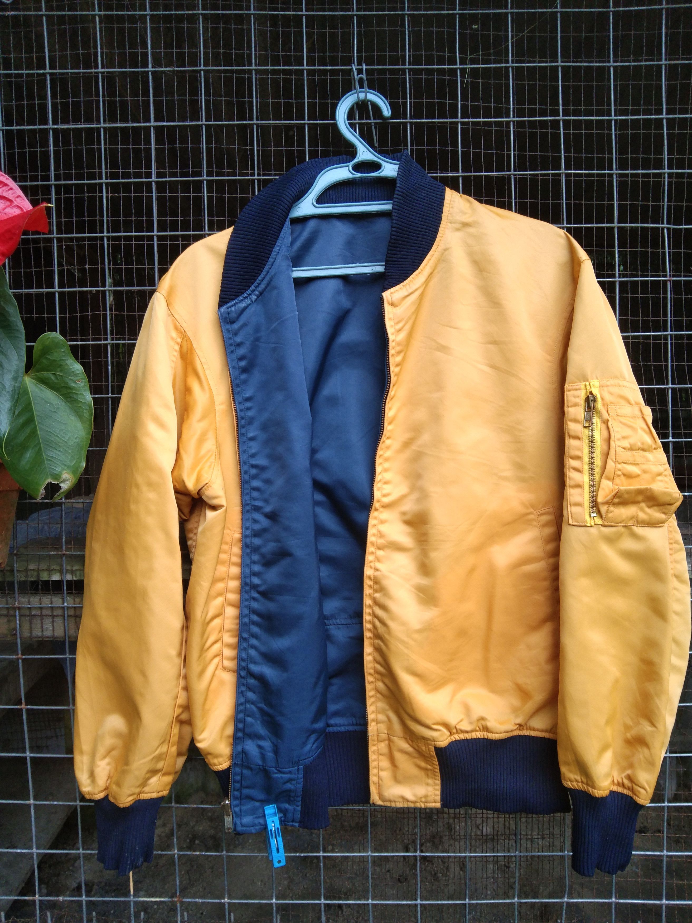 Japanese Brand REVERSIBLE NYLON BOMBER JACKET (LIKE NEW) Size US M / EU 48-50 / 2 - 8 Thumbnail