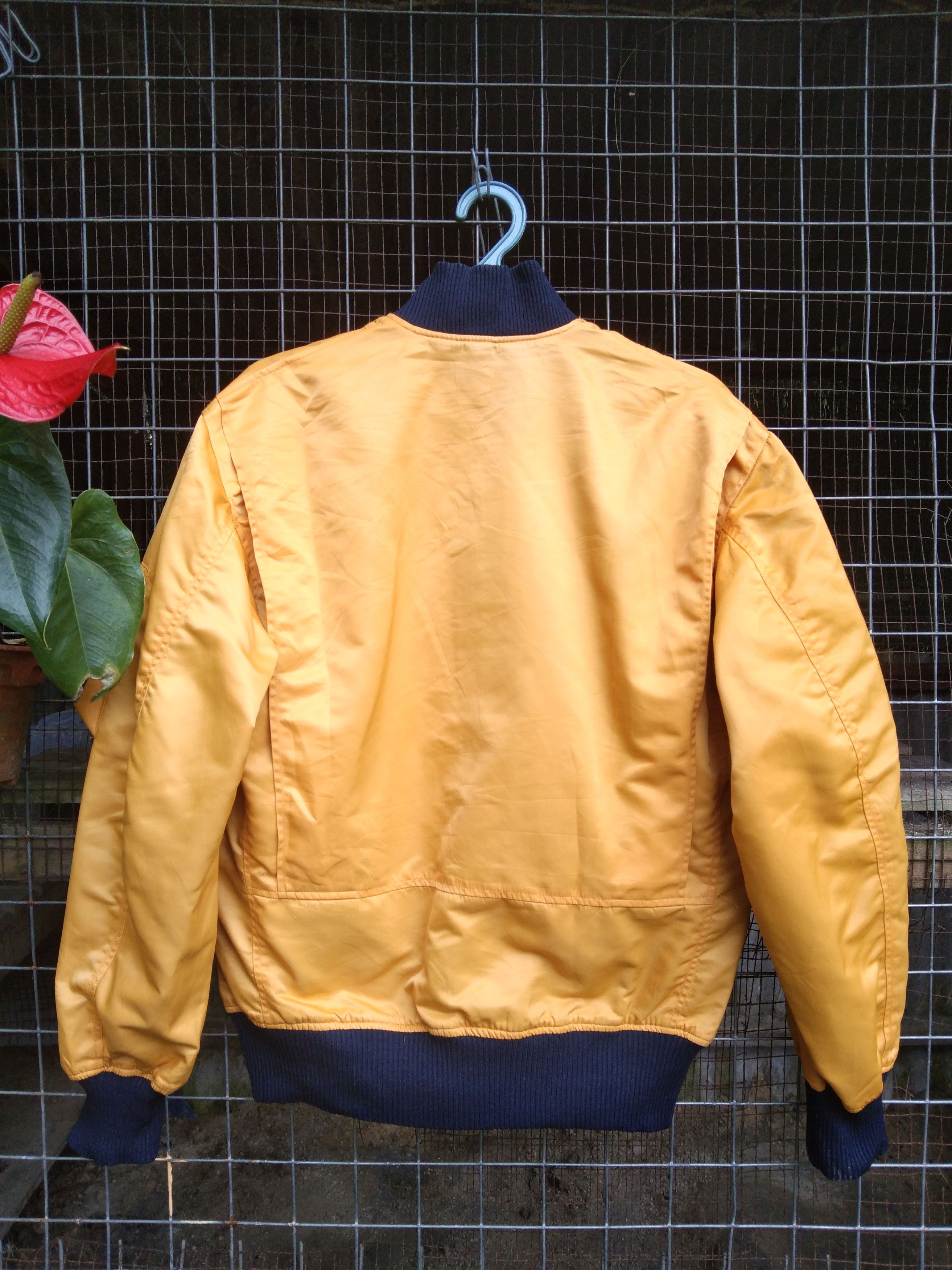 Japanese Brand REVERSIBLE NYLON BOMBER JACKET (LIKE NEW) Size US M / EU 48-50 / 2 - 10 Thumbnail