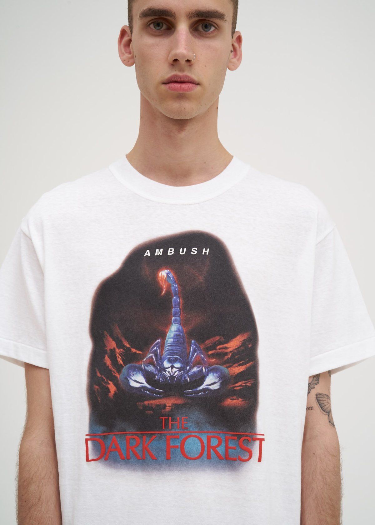 Ambush Design ⚡️𝐐𝐔𝐈𝐂𝐊 𝐒𝐀𝐋𝐄⚡️ Ambush the dark forest Scorpion tee Size US S / EU 44-46 / 1 - 2 Thumbnail