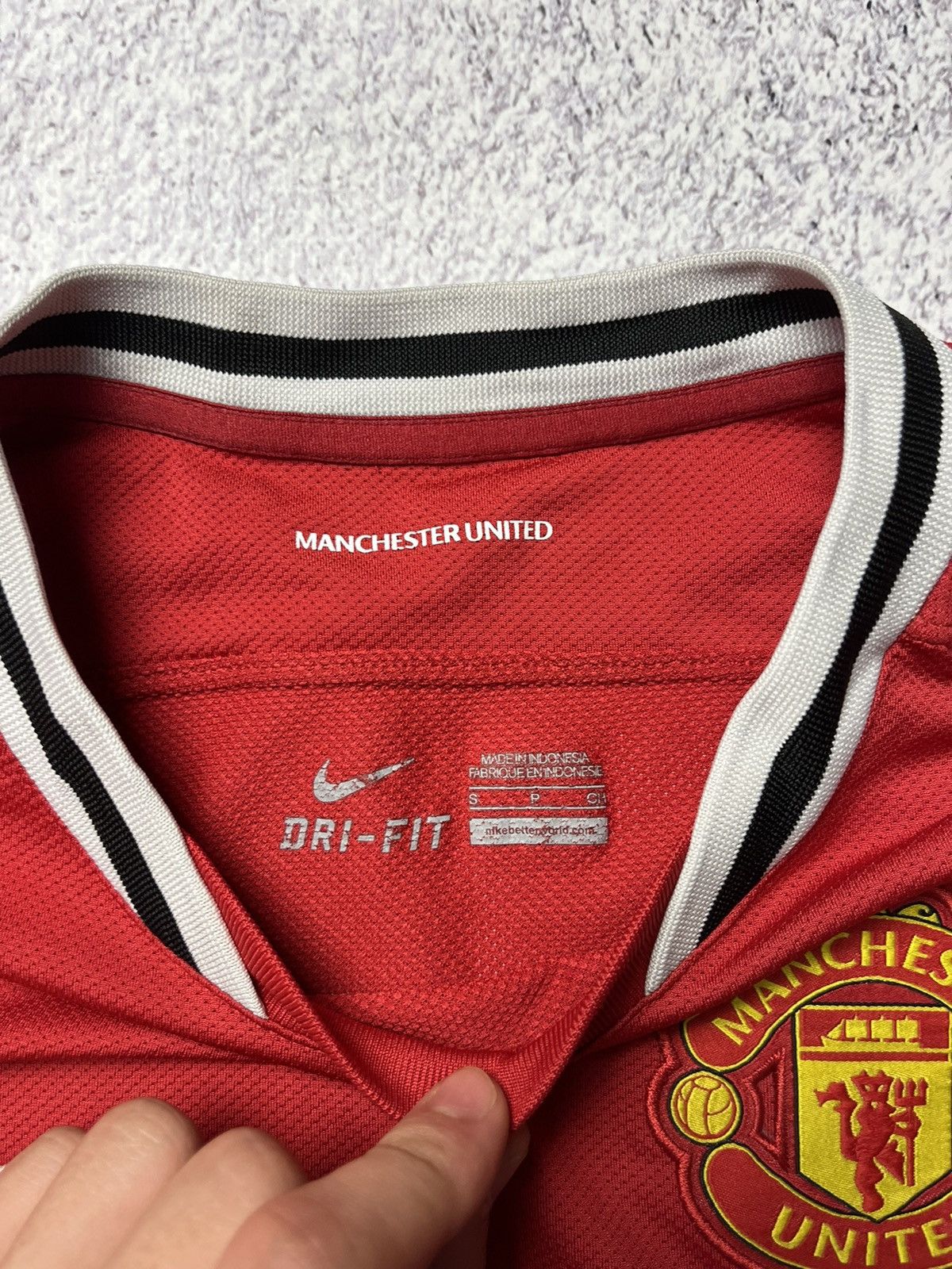 Nike Blokecore Nike Manchester United 2011 2012 Home Shirt Jersey Size US S / EU 44-46 / 1 - 9 Thumbnail
