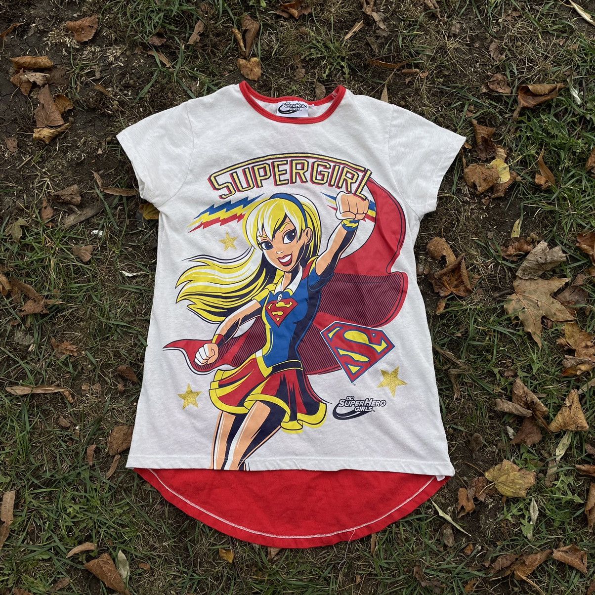 Vintage Y2K SuperGirl Heroes Babe Movie Humor M