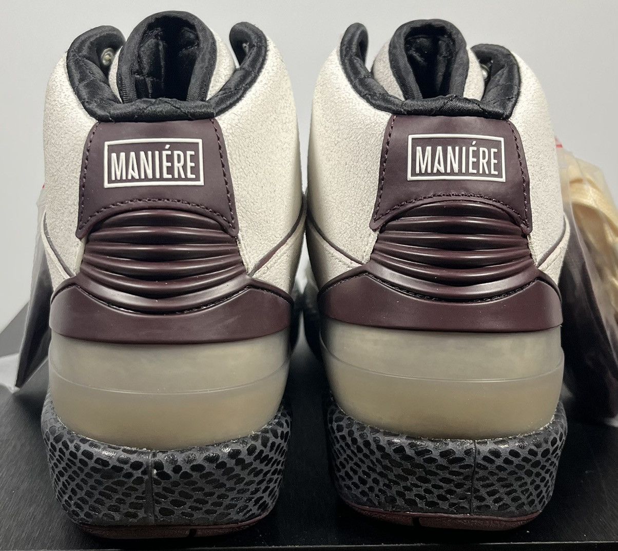 A Ma Maniere × Jordan Brand Jordan 2 Retro A Ma Manière Airness Size 8 Size US 8 / EU 41 - 3 Thumbnail