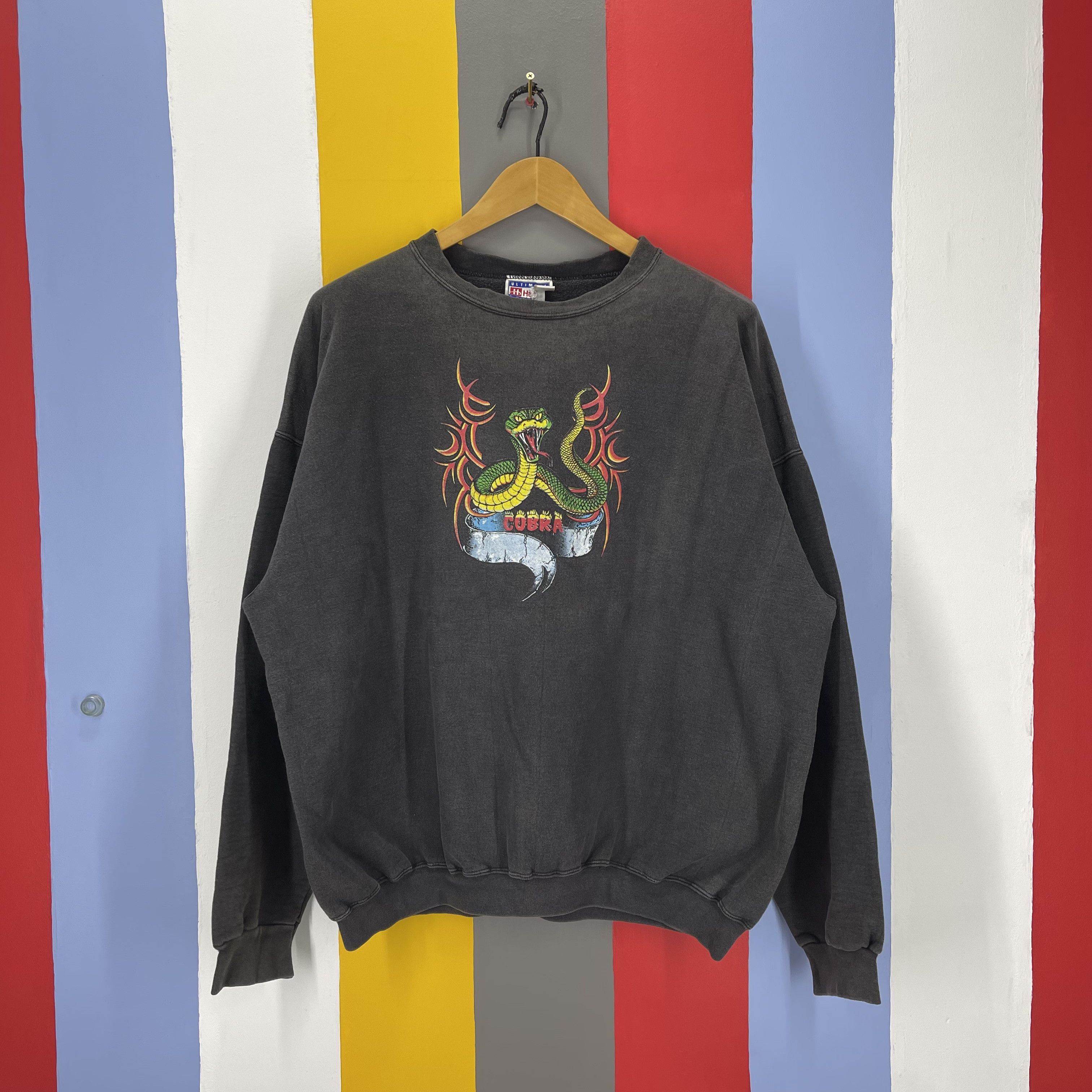 Hanes 90s Vintage COBRA by HANES Crew Neck Sweatshirt #1246/AR Size US XL / EU 56 / 4 - 1 Thumbnail