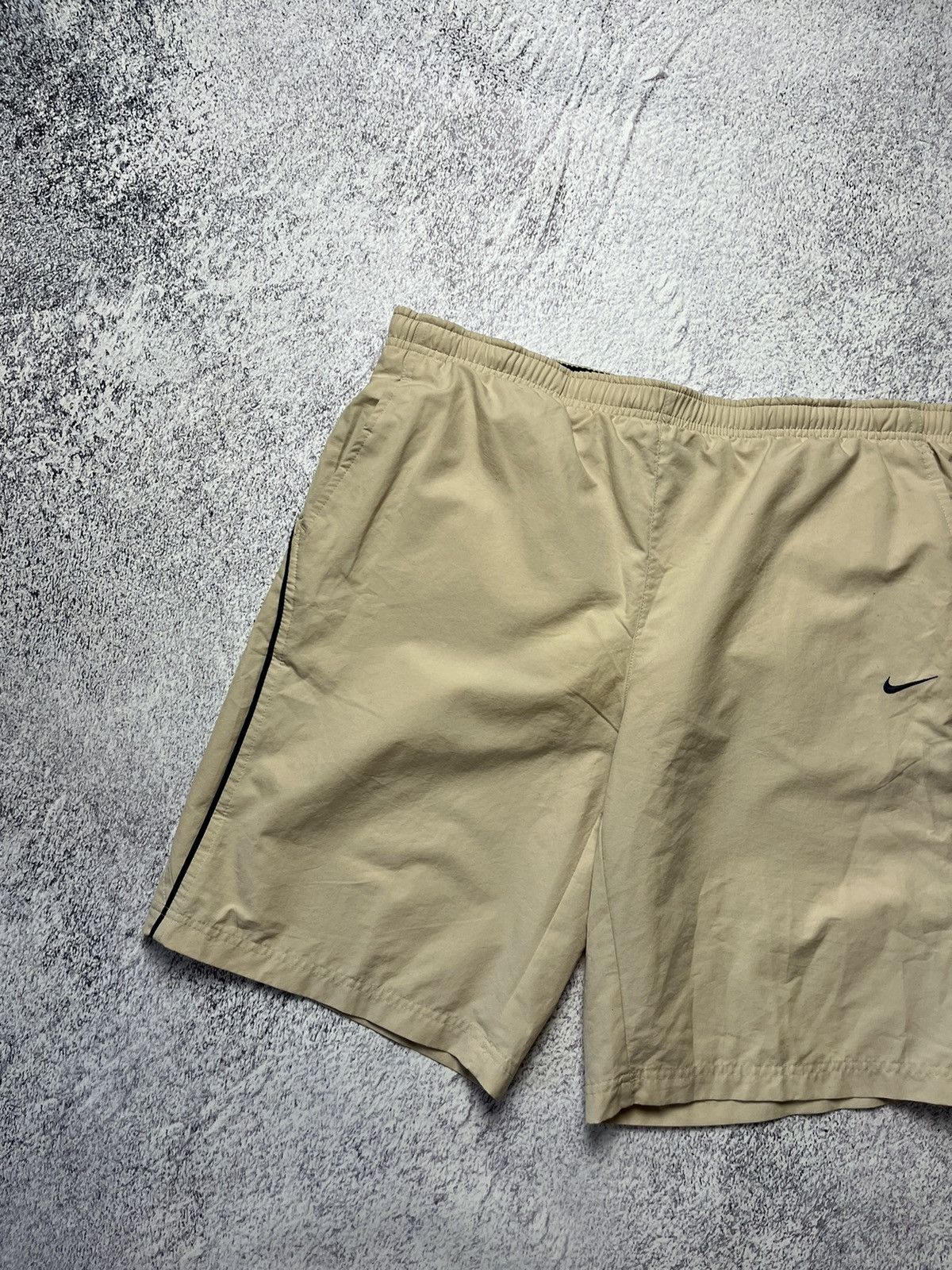 Nike Vintage Nike Shorts size M Size US 32 / EU 48 - 2 Thumbnail