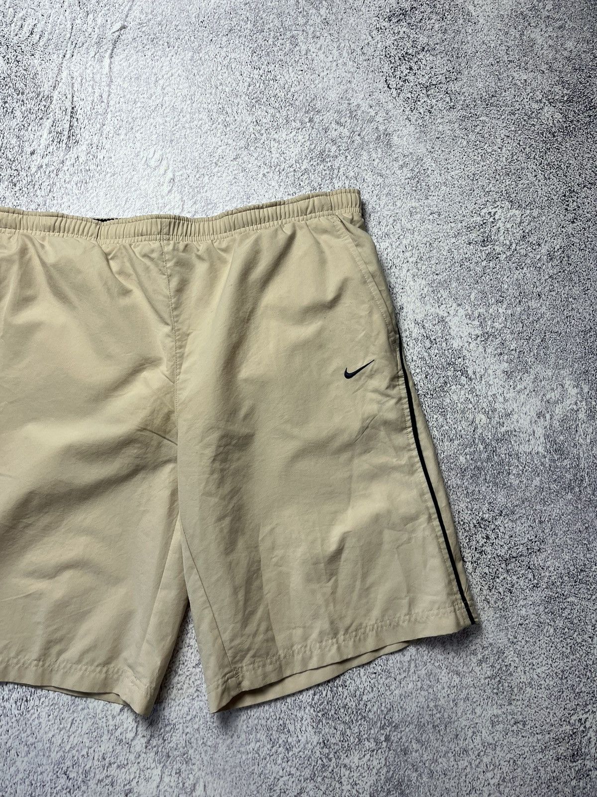 Nike Vintage Nike Shorts size M Size US 32 / EU 48 - 3 Thumbnail