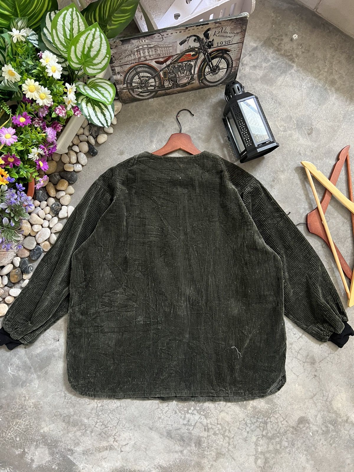 Japanese Brand 🔥 VTG 🔥 Japanese Corduroy Flower Embroidery Cardigan Size US XL / EU 56 / 4 - 5 Thumbnail