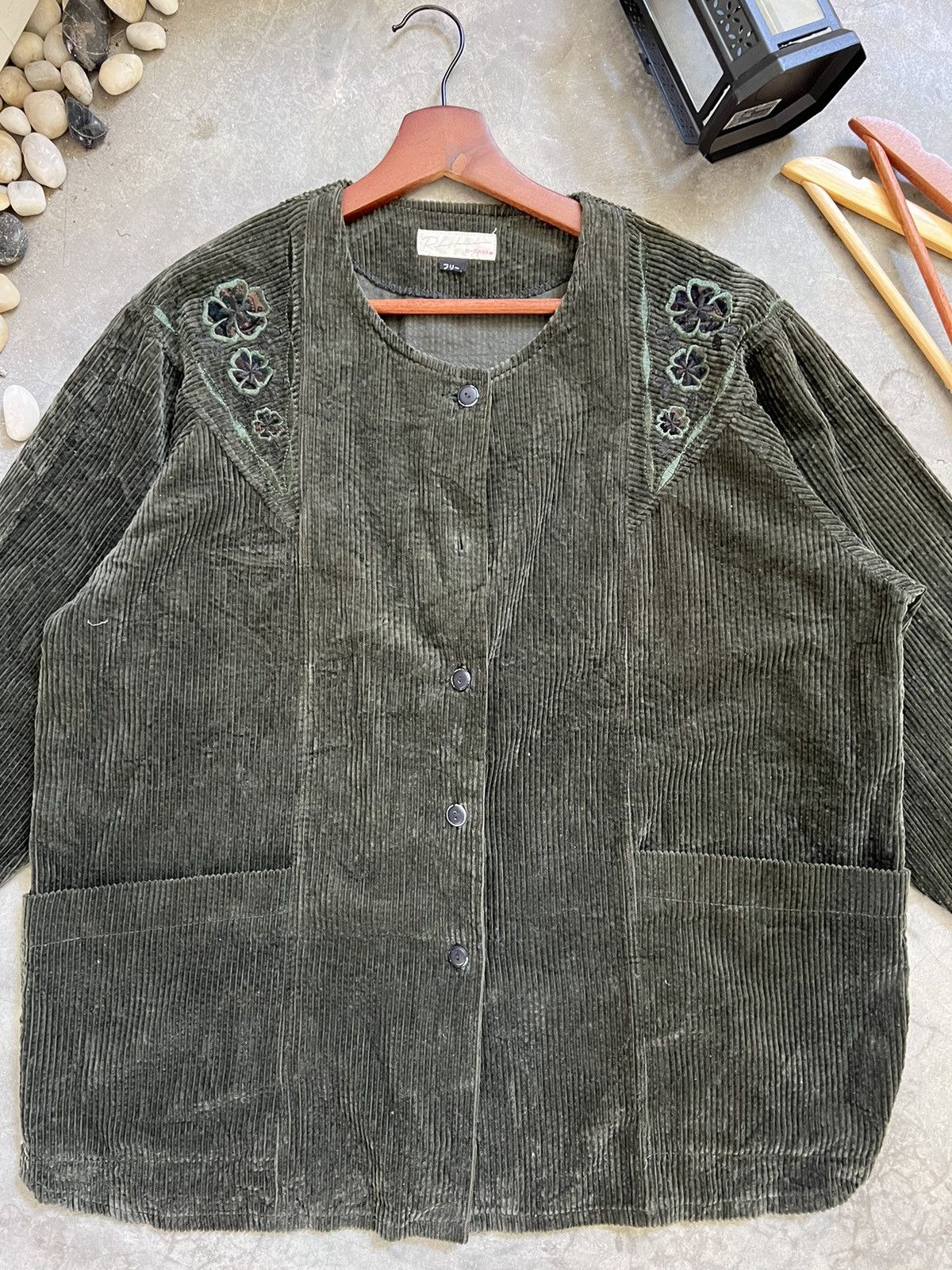Japanese Brand 🔥 VTG 🔥 Japanese Corduroy Flower Embroidery Cardigan Size US XL / EU 56 / 4 - 3 Thumbnail