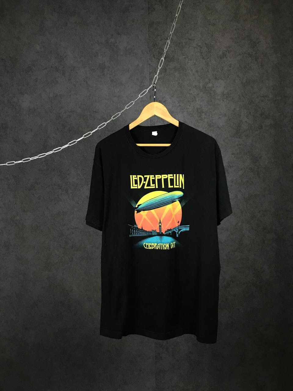 Band Tees × Led Zeppelin × Vintage Led Zeppelin vintage rock band tee Size US XL / EU 56 / 4 - 1 Thumbnail