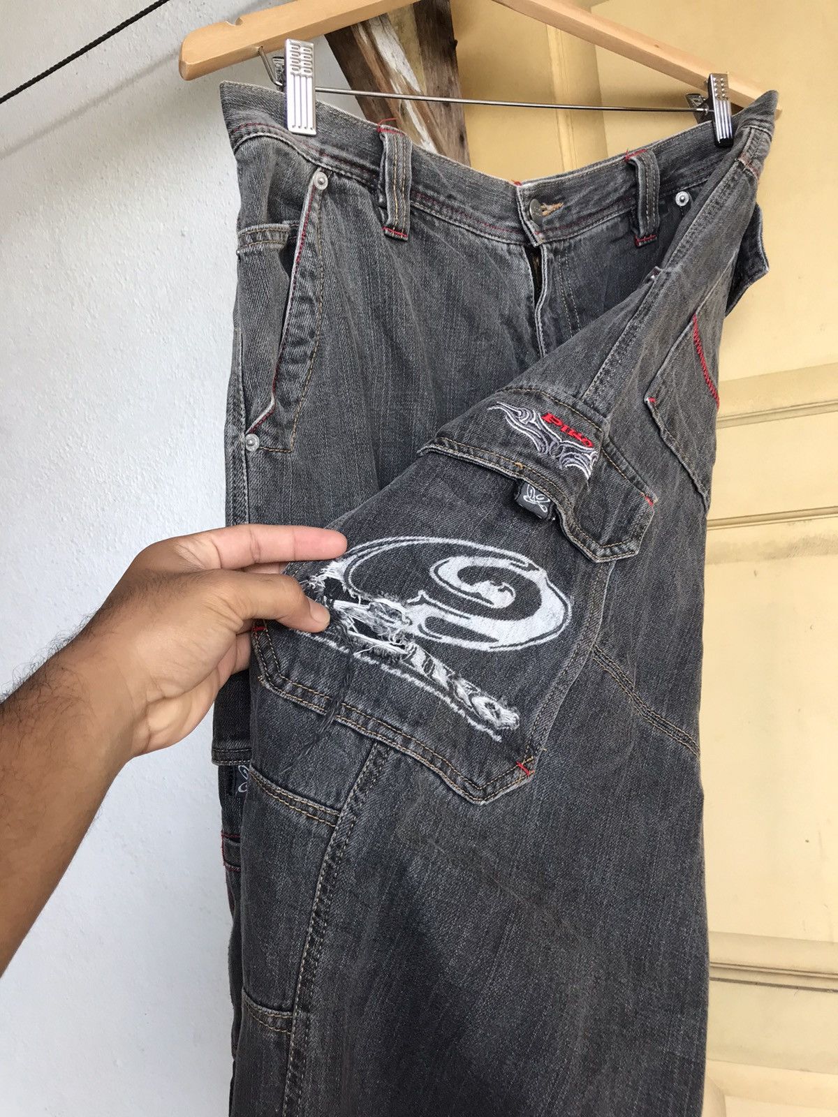 Vintage Vintage Piko Hawaiian Distressed Denim Loose Cut Cargo Pants Size US 33 - 10 Thumbnail